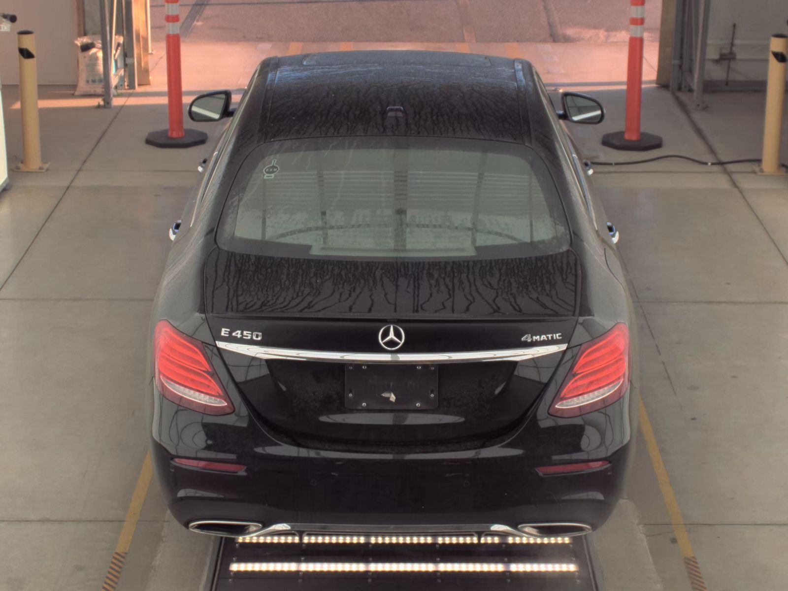 MERCEDES-BENZ E-CLASS - 6