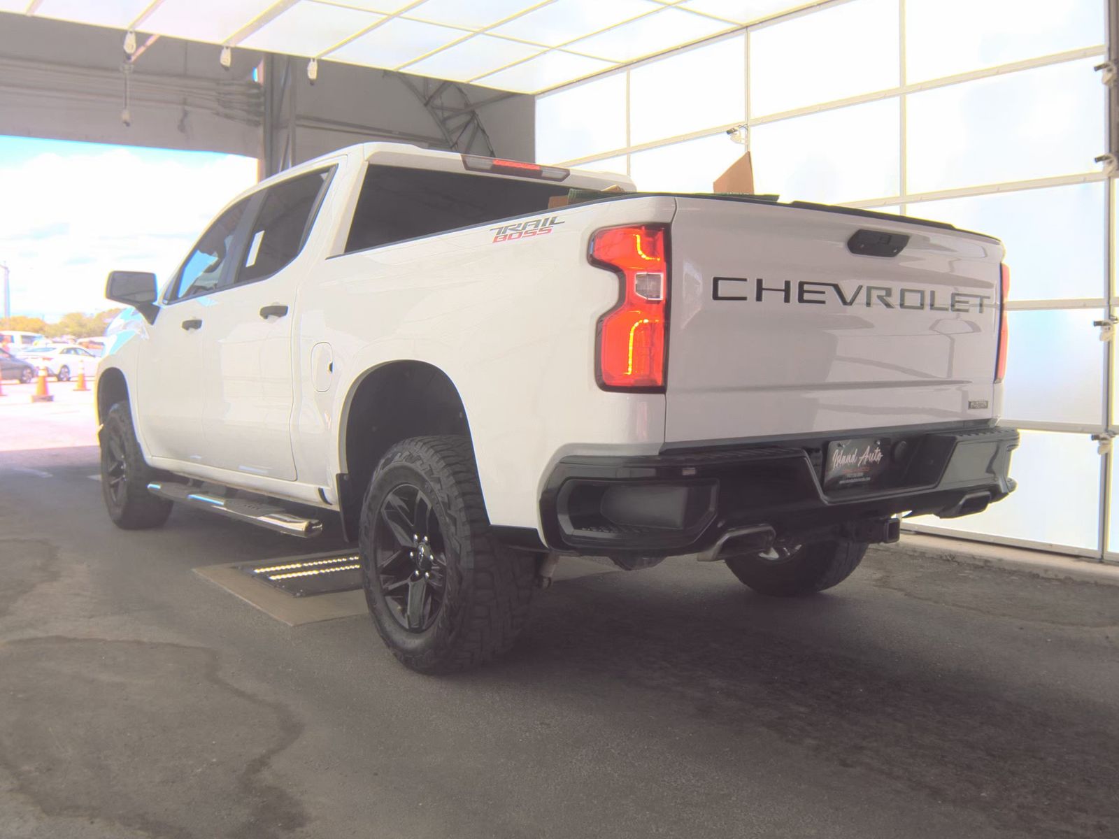 CHEVROLET CUSTOM TRAIL BOSS - 7