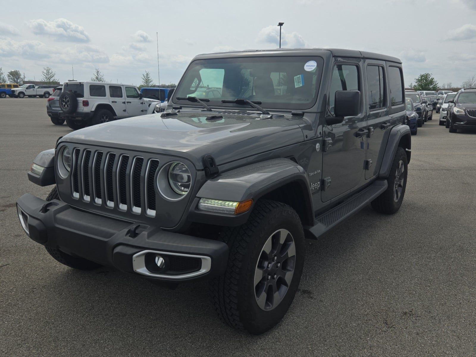 JEEP UNLIMITED SAHARA - 1