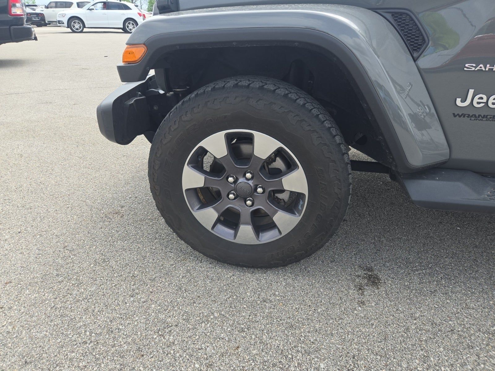 JEEP UNLIMITED SAHARA - 3