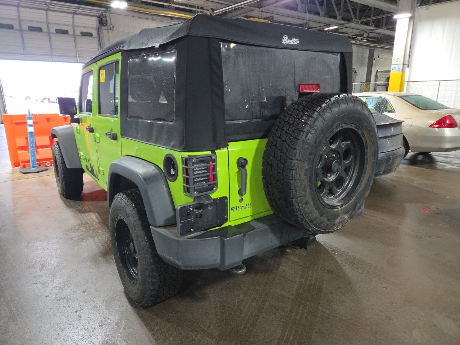 JEEP UNLIMITED SPORT - 4