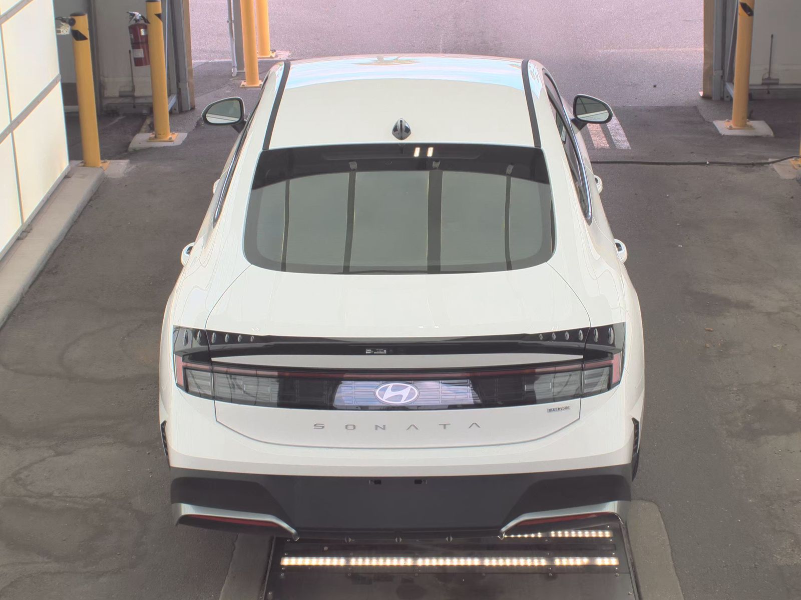 HYUNDAI HYBRID BLUE - 6