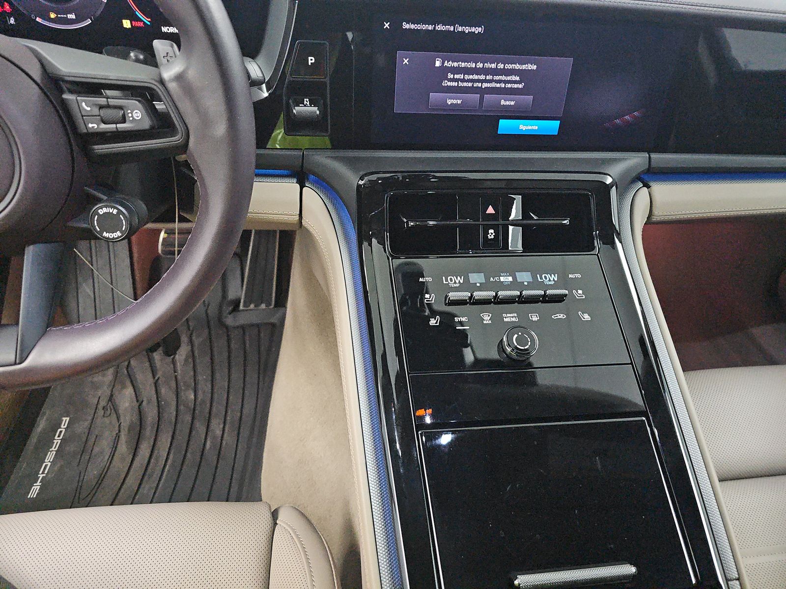 2025 Porsche Panamera 4 AWD