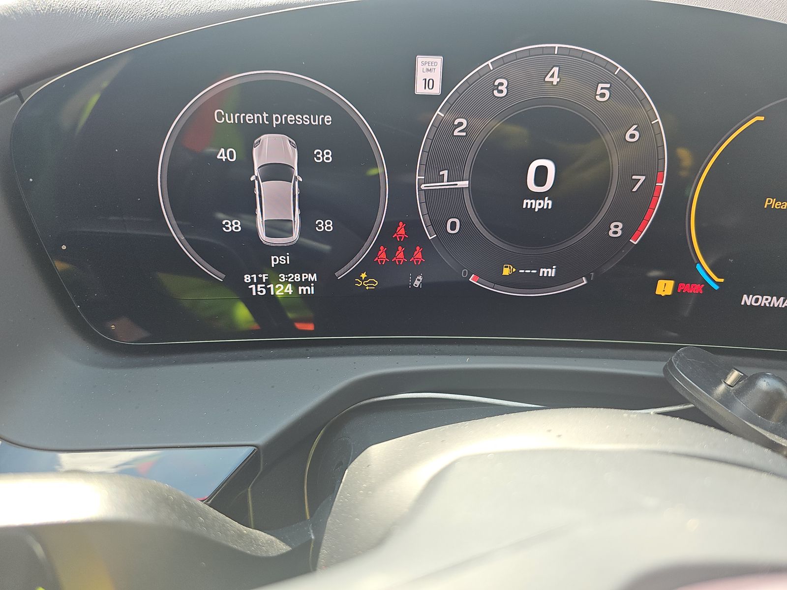 2025 Porsche Panamera 4 AWD