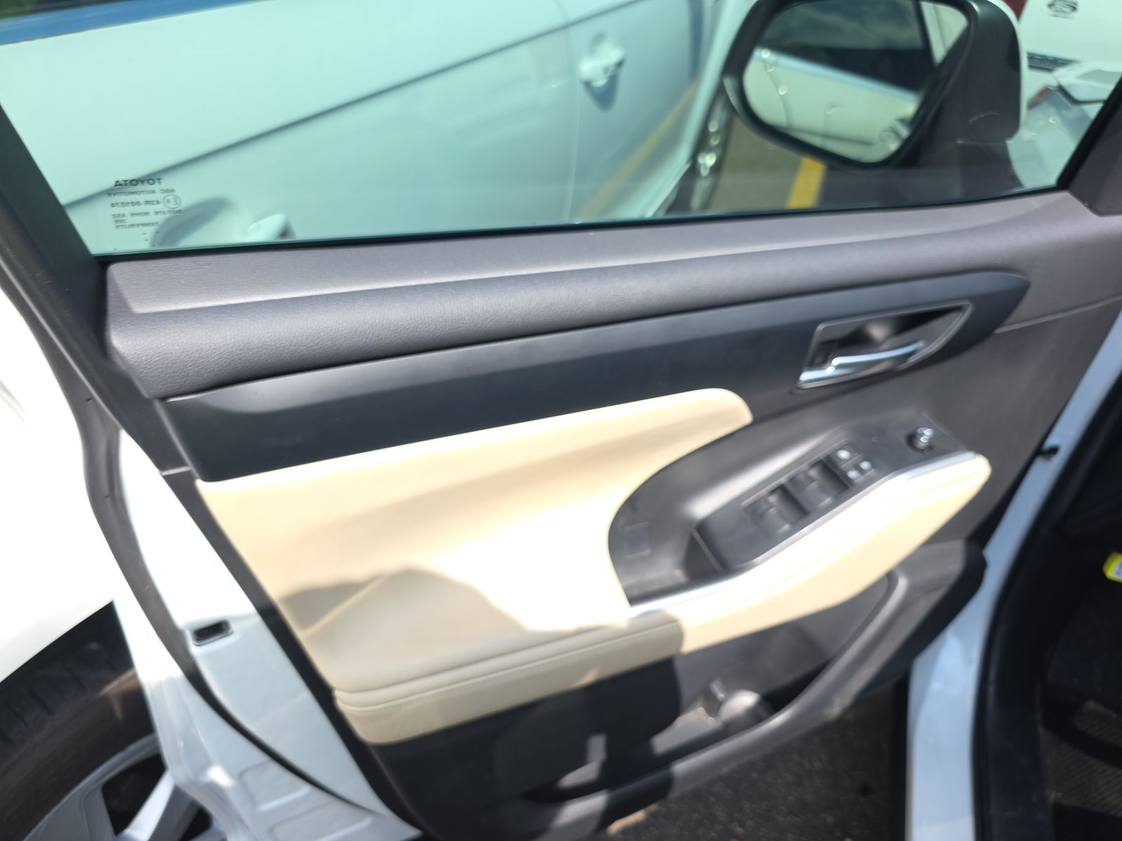 TOYOTA PRIUS - 10