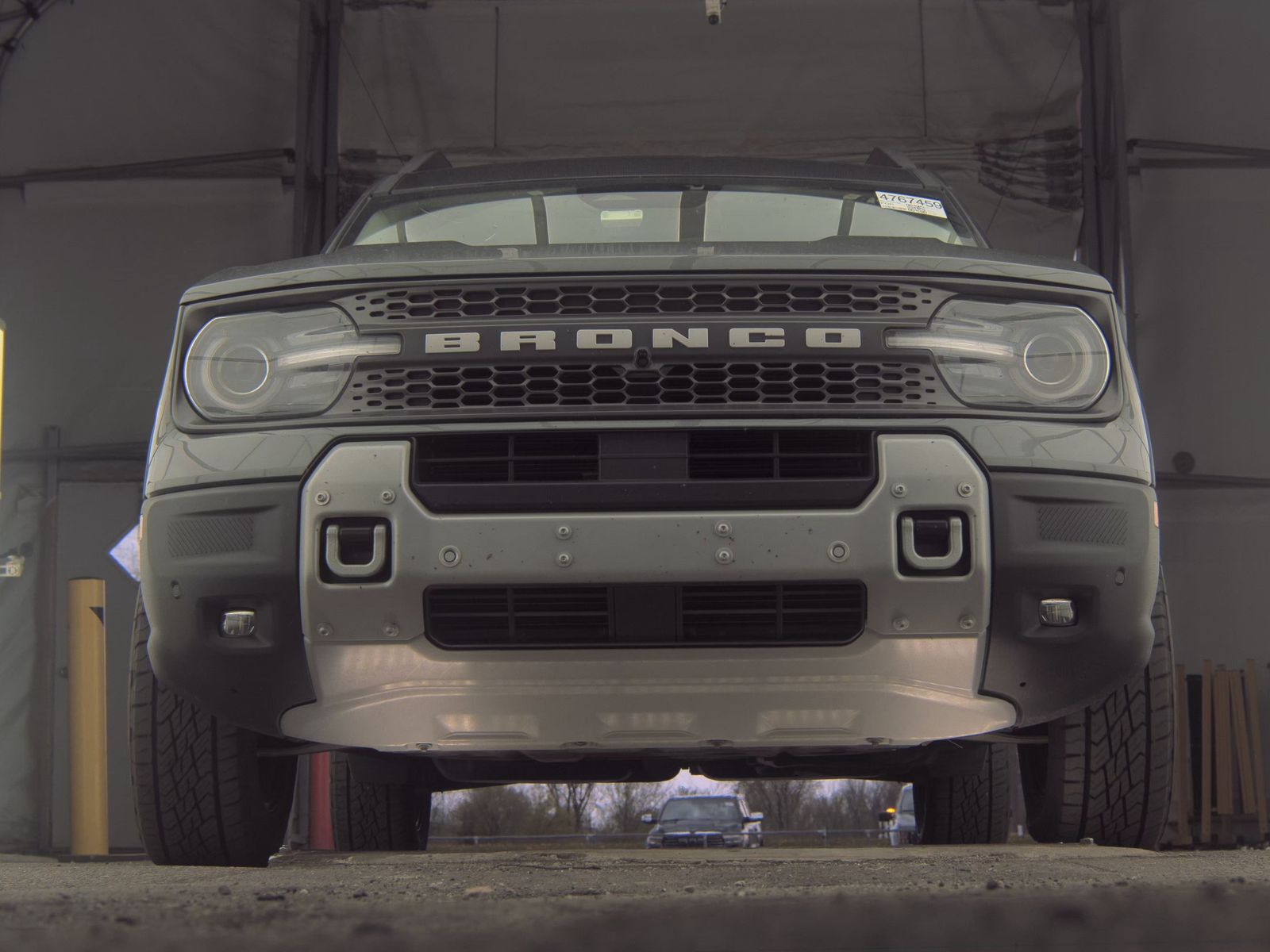 FORD BRONCO - 4