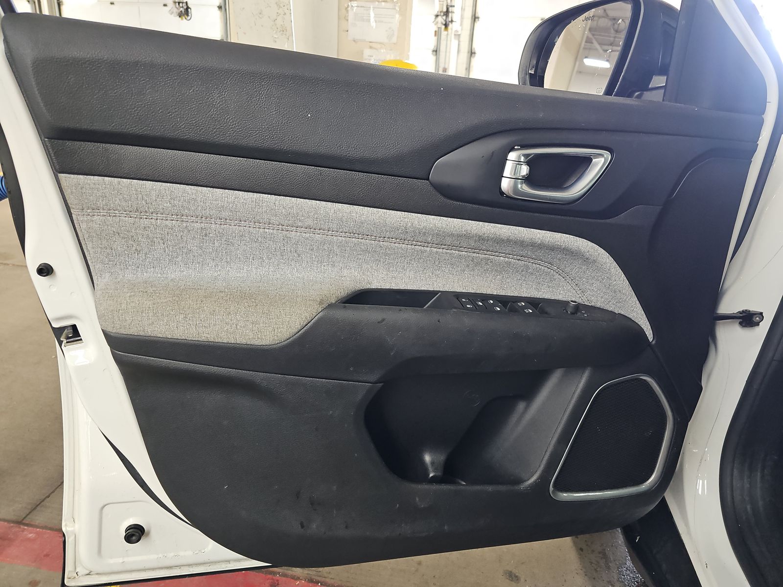 JEEP LATITU LUX - 10