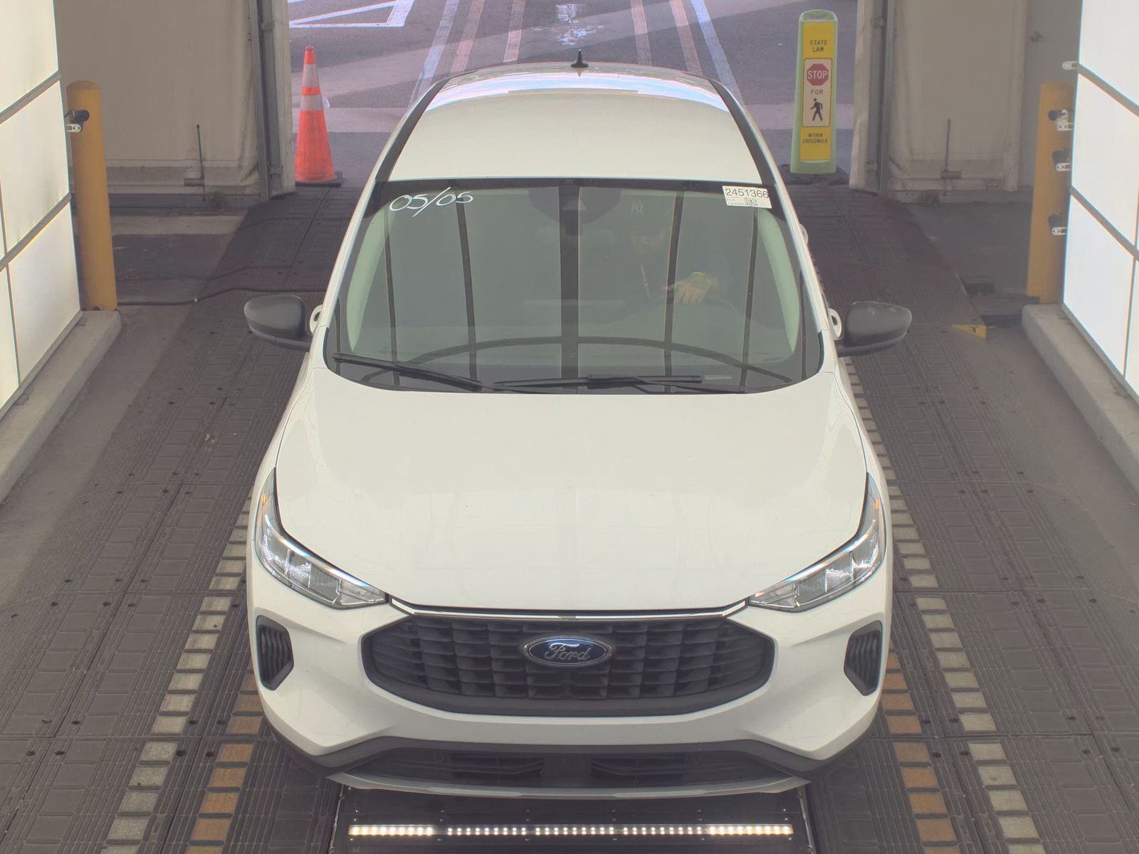 FORD ESCAPE - 3