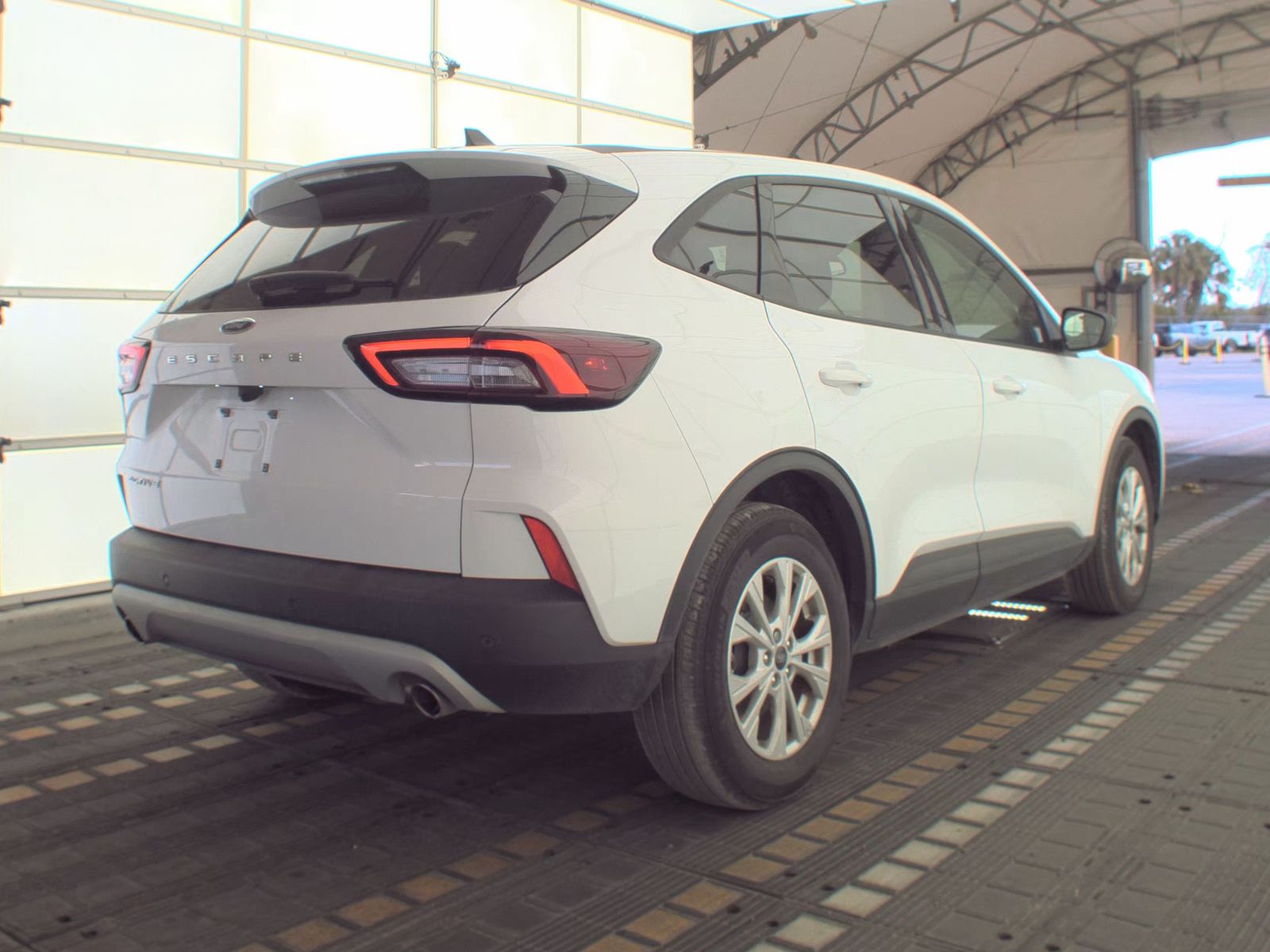 FORD ESCAPE - 6