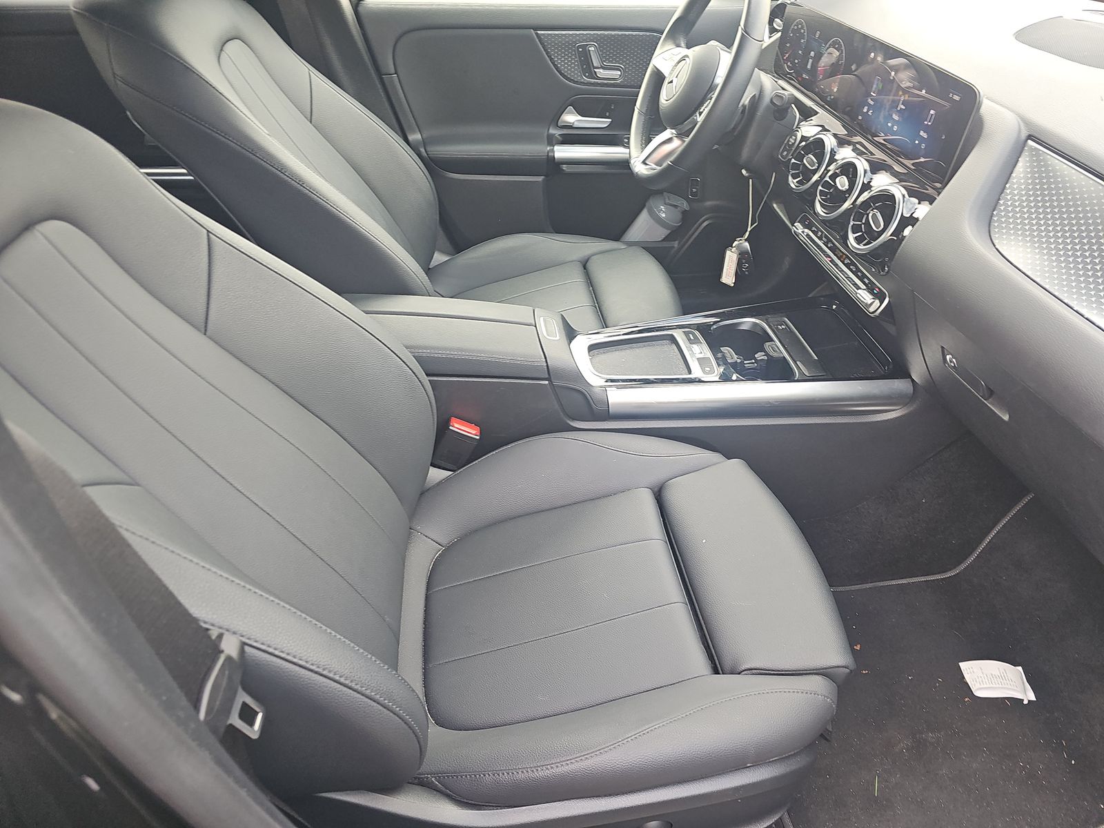 MERCEDES-BENZ GLA-CLASS - 9