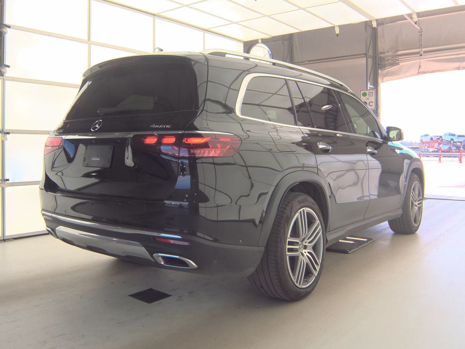 MERCEDES-BENZ GLS - 5