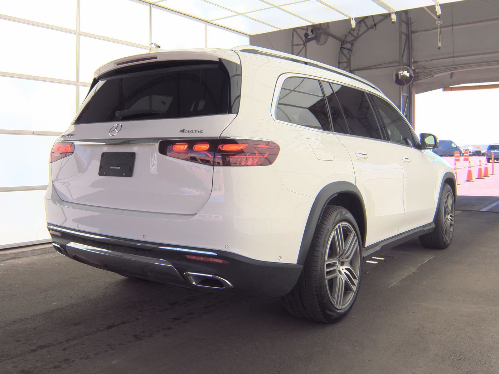 MERCEDES-BENZ GLS - 5