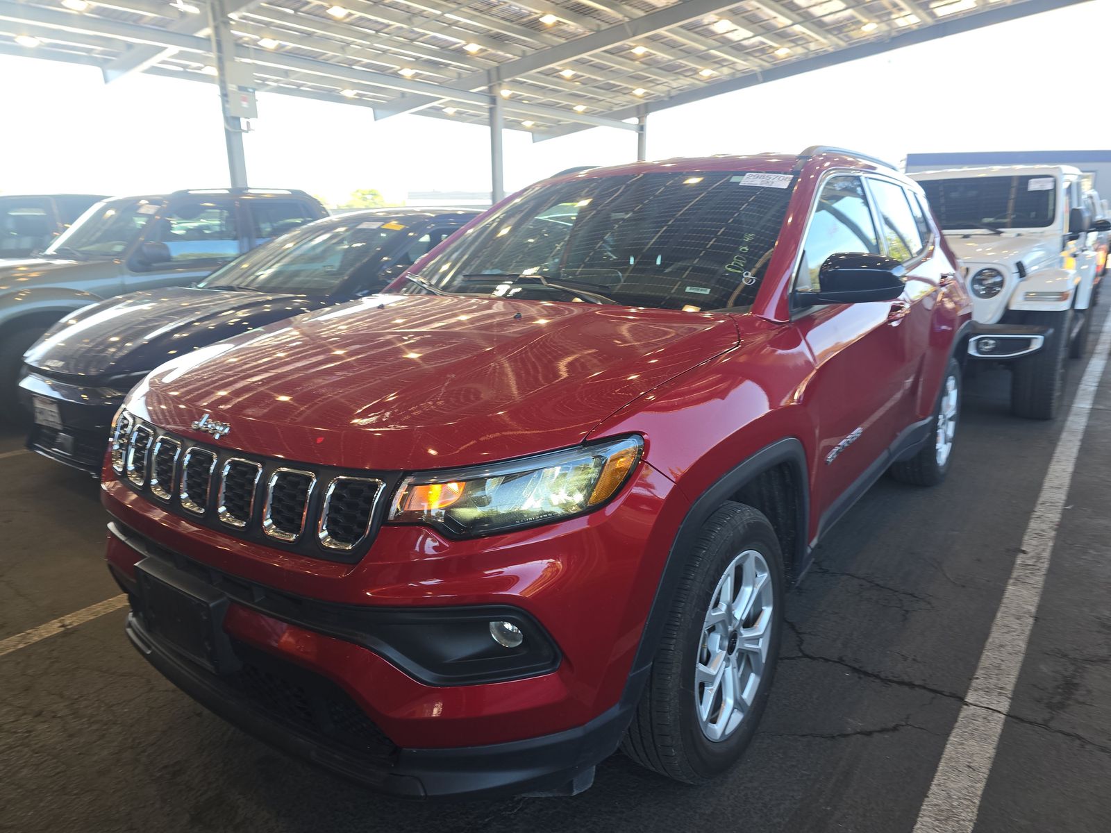 JEEP LATITUDE - 1