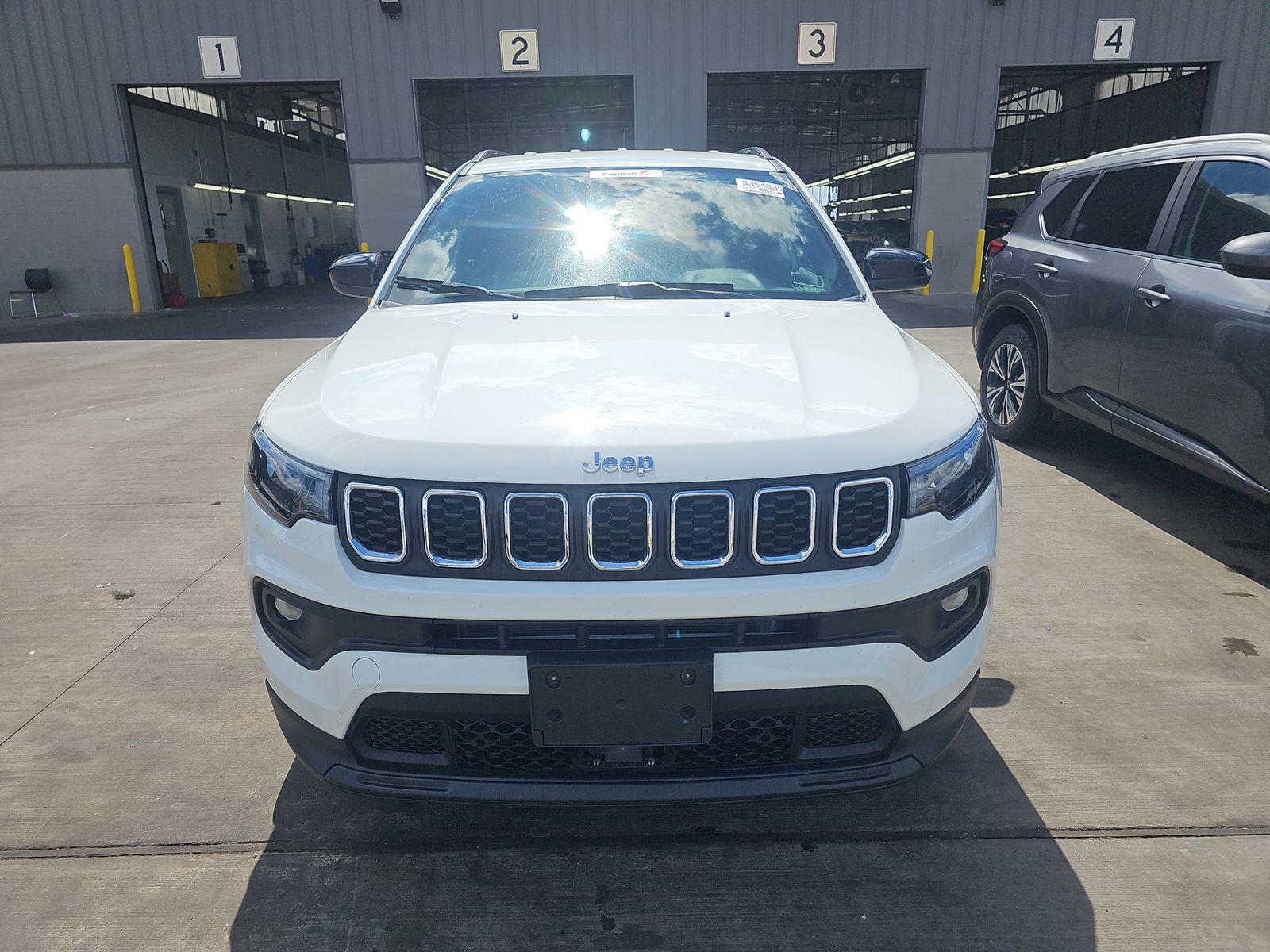 JEEP LATITUDE - 3