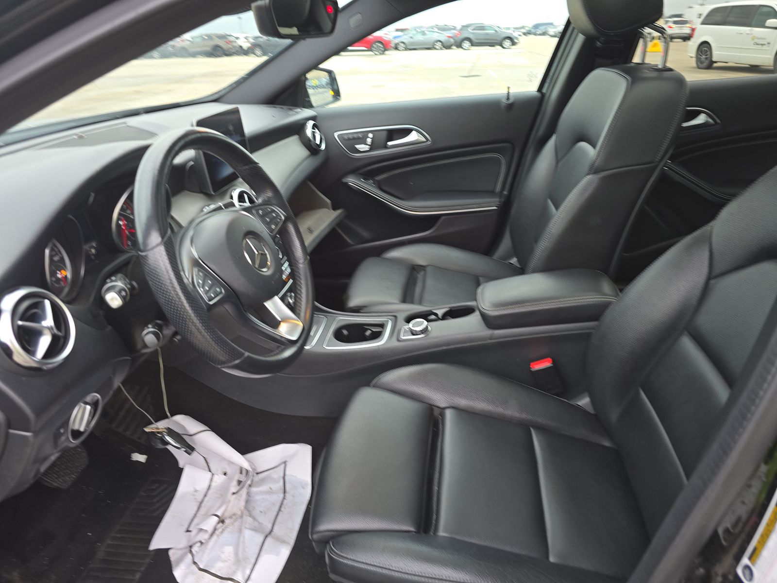 MERCEDES-BENZ GLA-CLASS - 8