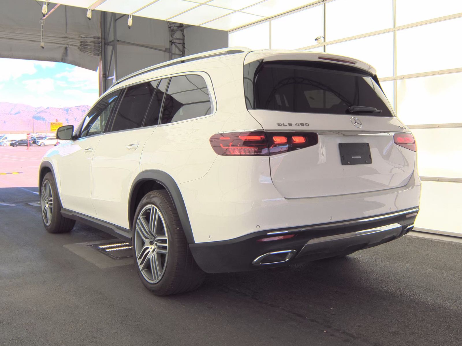 MERCEDES-BENZ GLS - 7