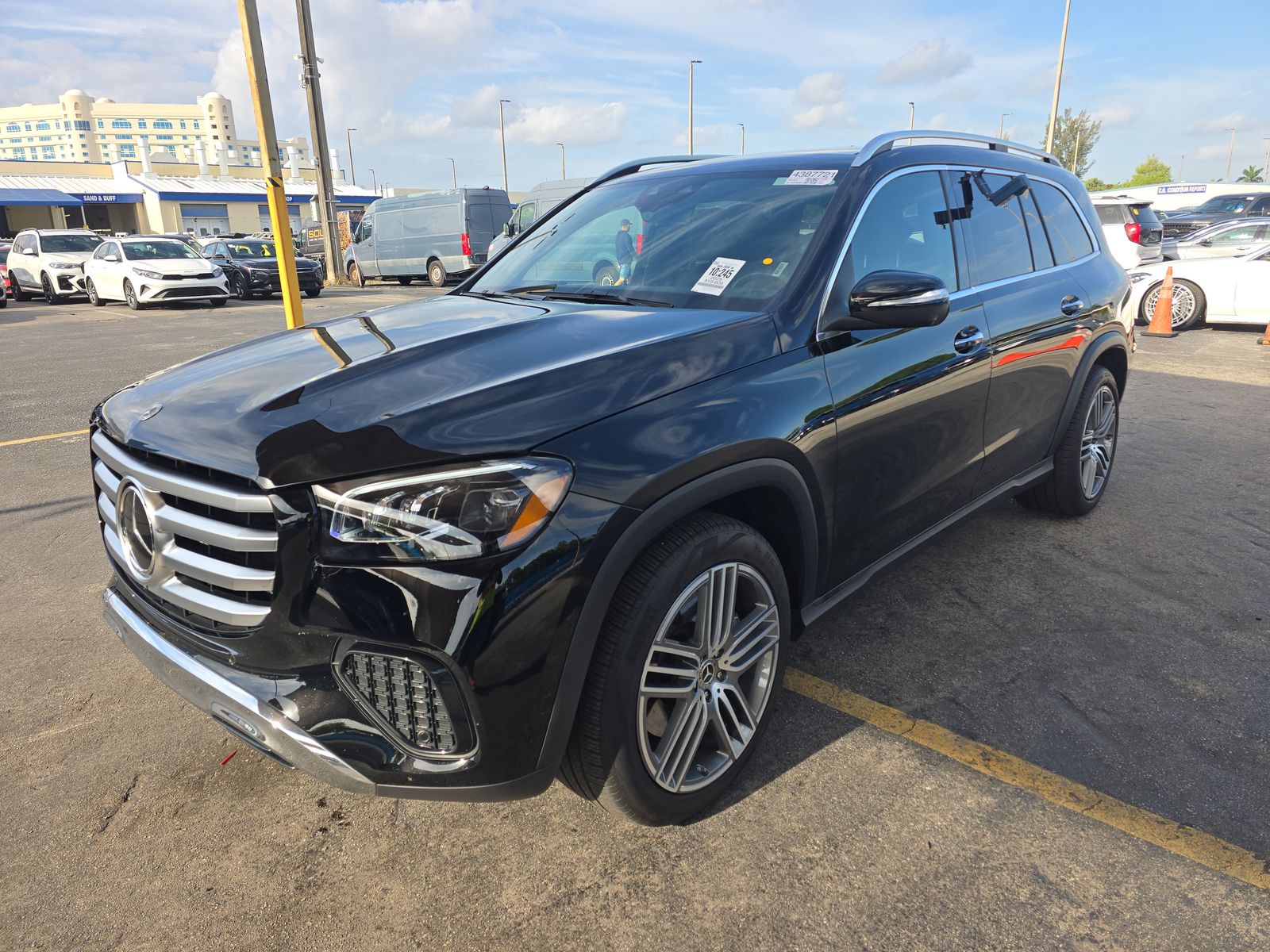 MERCEDES-BENZ GLS - 1