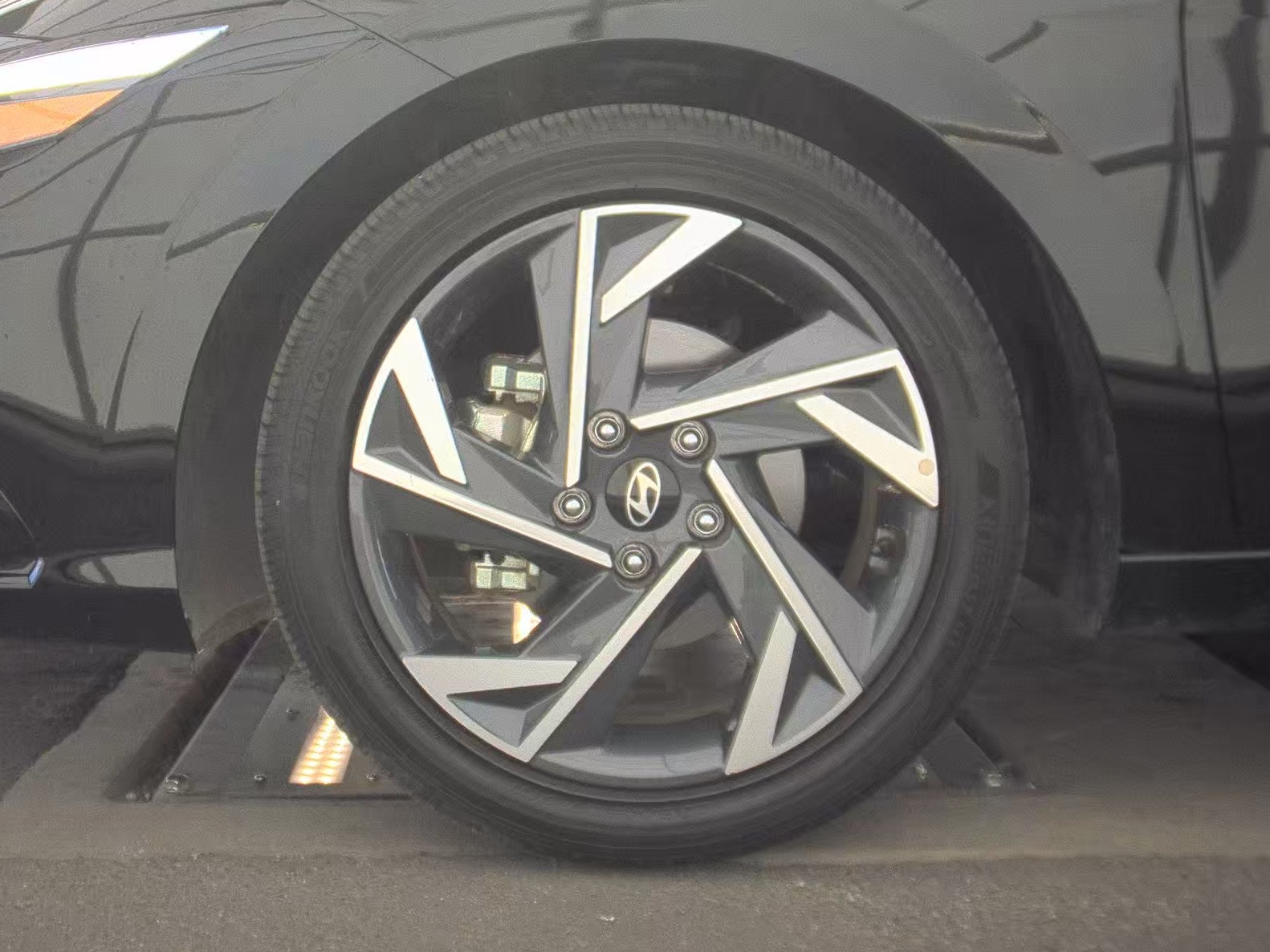 HYUNDAI SEL CONVEN - 10