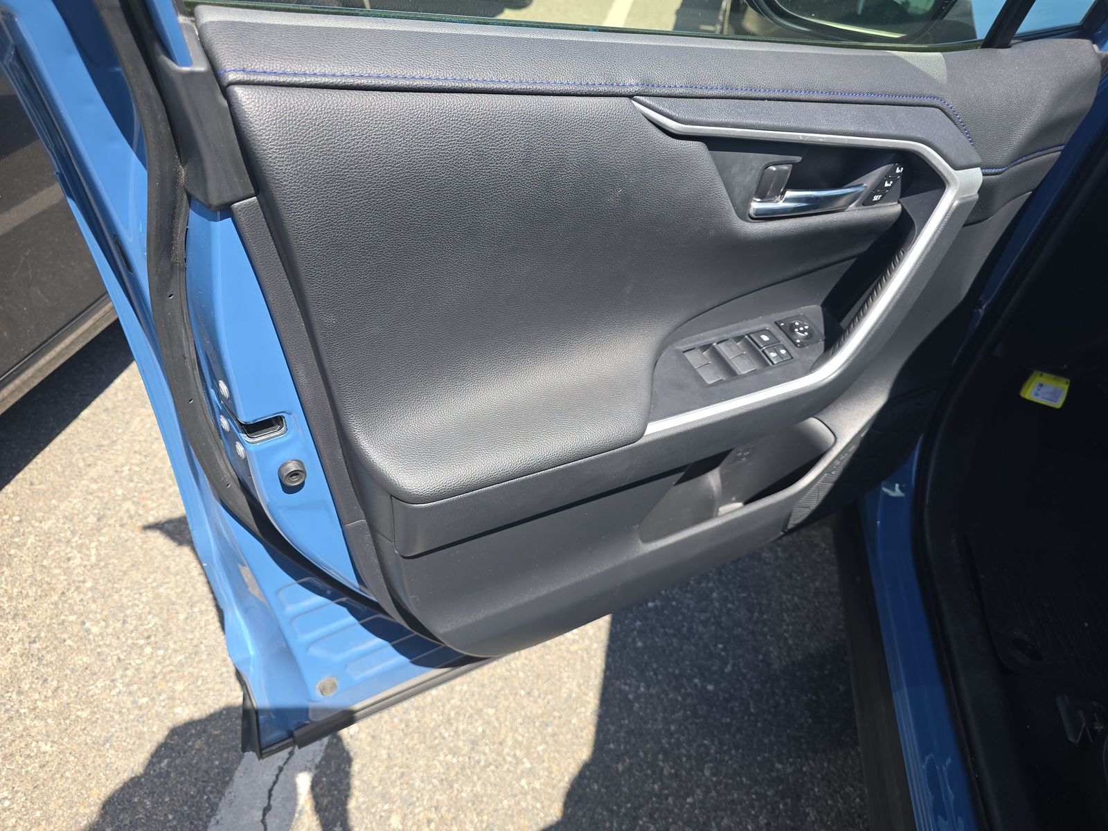 TOYOTA PRIUS - 10