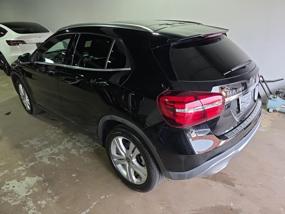 MERCEDES-BENZ GLA-CLASS - 7