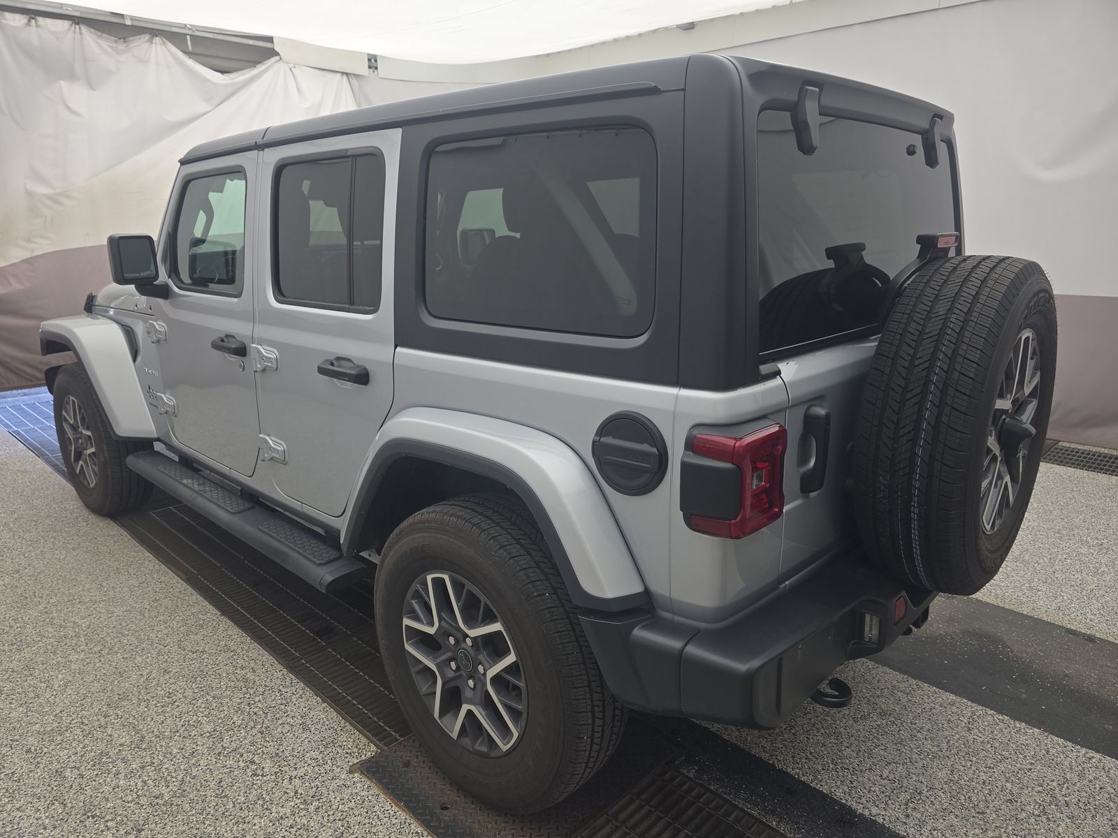 JEEP SAHARA - 7