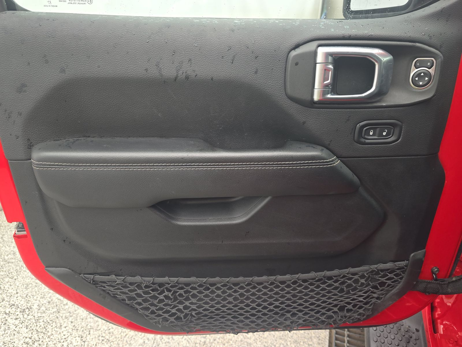 JEEP UNLIMITED SAHARA - 10