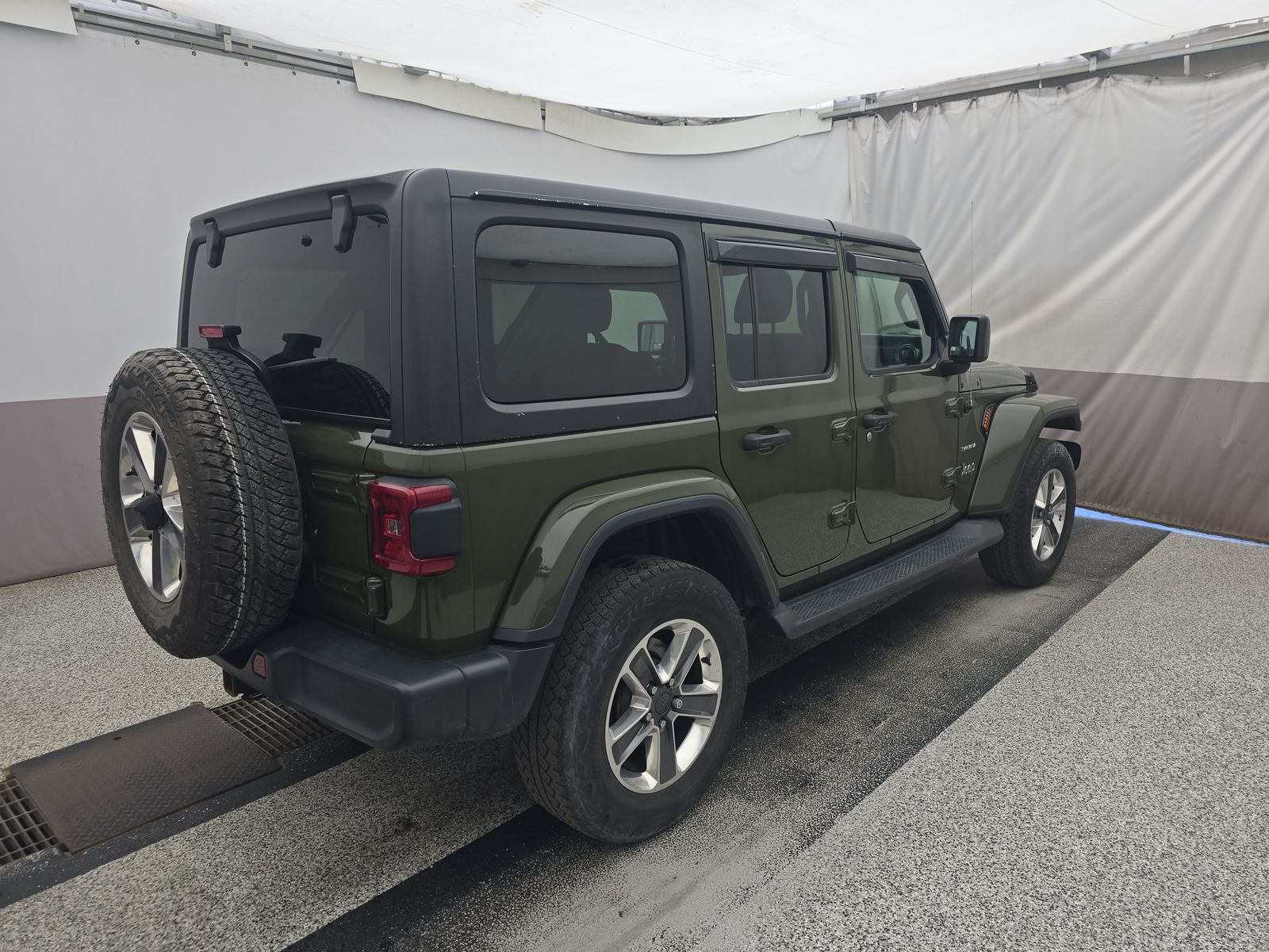 JEEP UNLIMITED SAHARA - 5