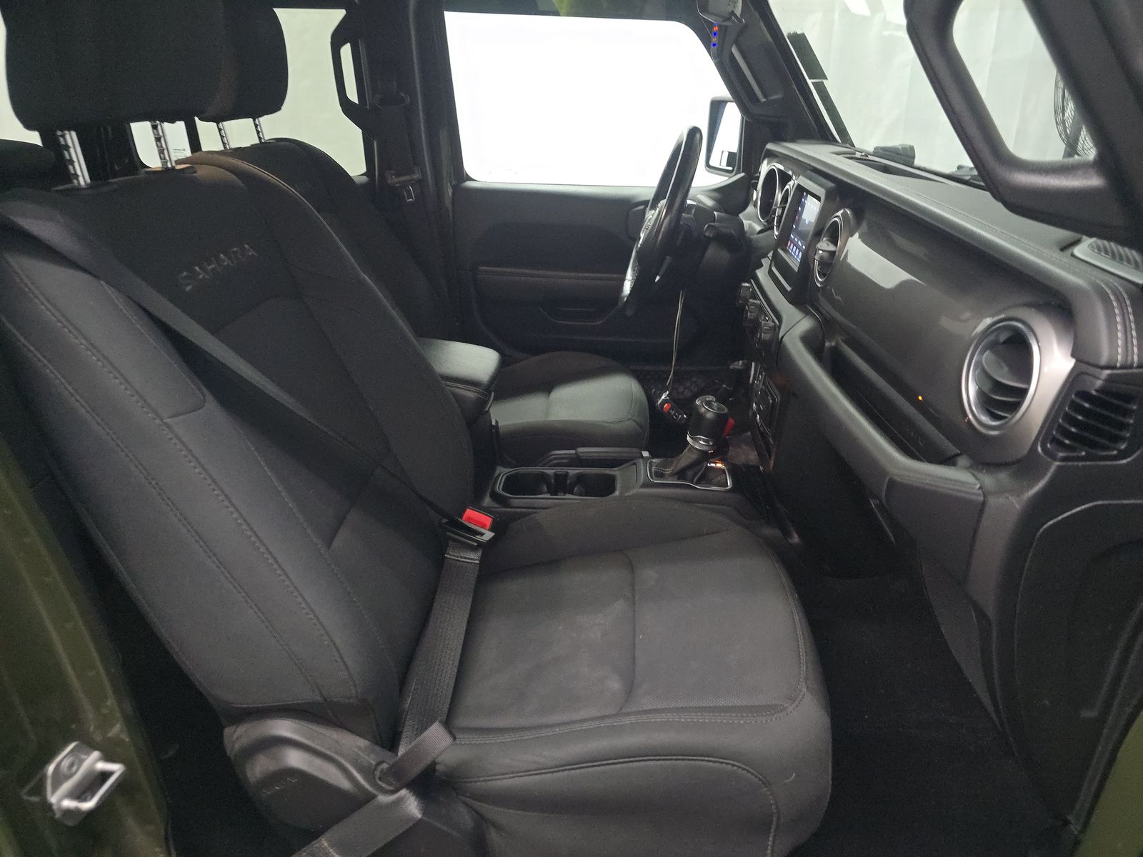 JEEP UNLIMITED SAHARA - 9