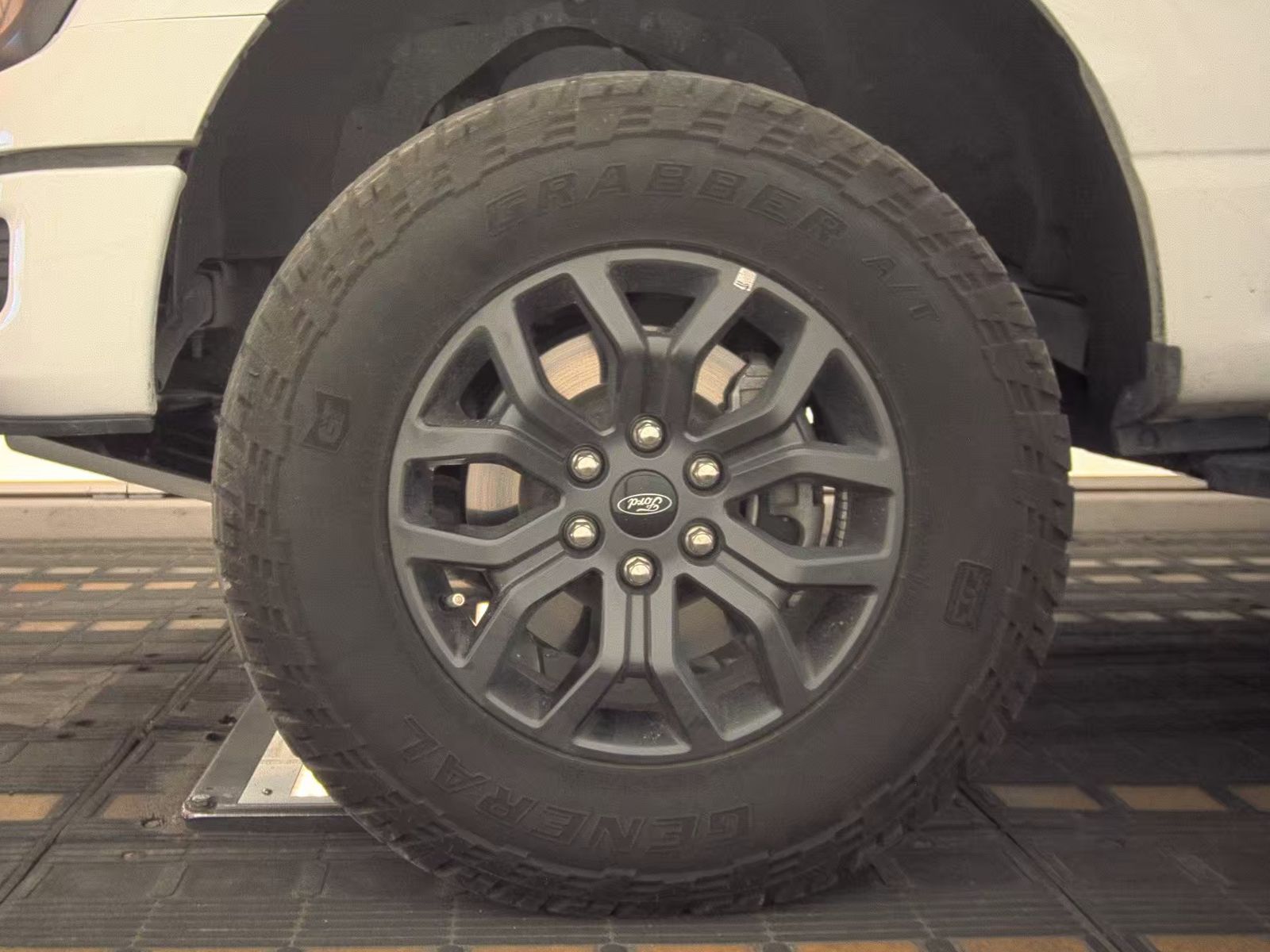 FORD F-150 - 10
