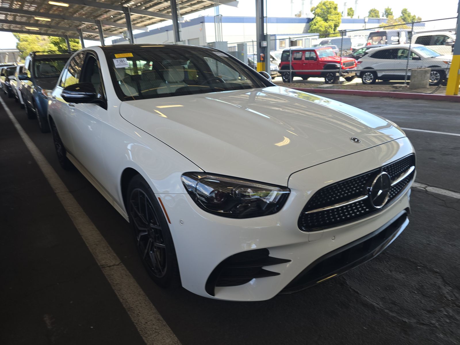 MERCEDES-BENZ E-CLASS - 4