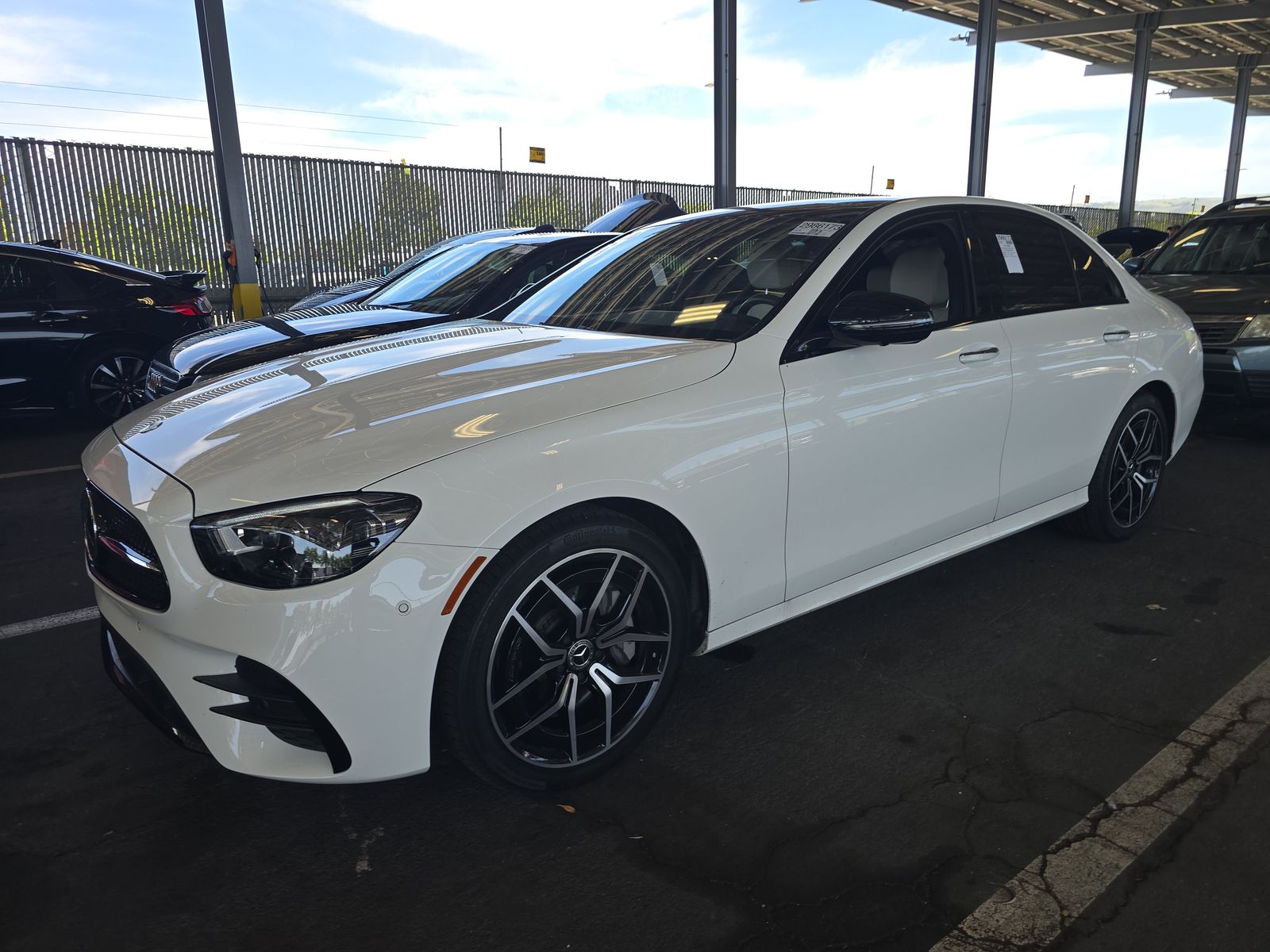 MERCEDES-BENZ E-CLASS - 1