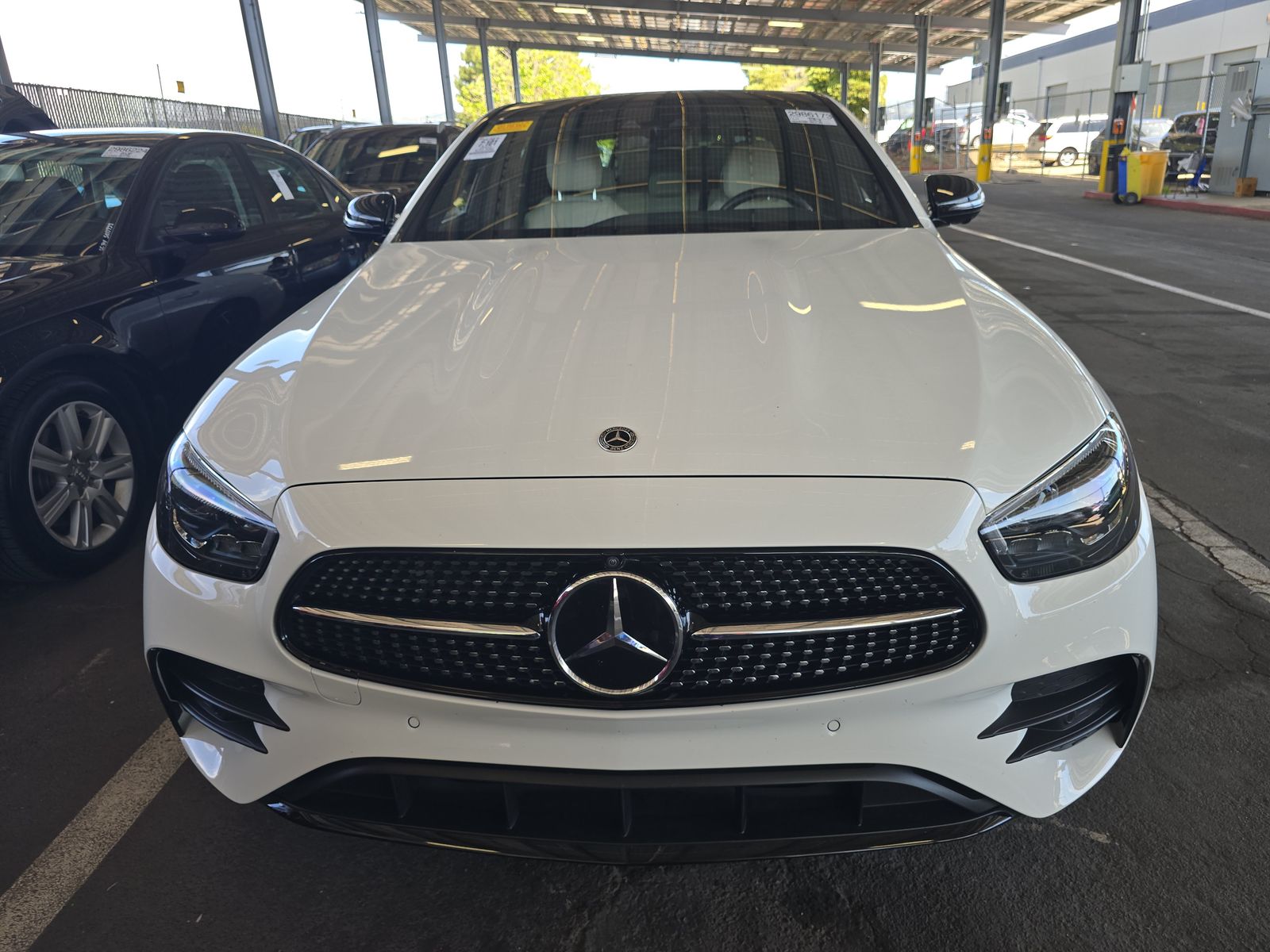 MERCEDES-BENZ E-CLASS - 3