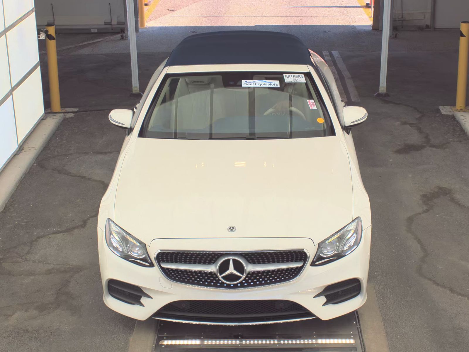 MERCEDES-BENZ E-CLASS - 3