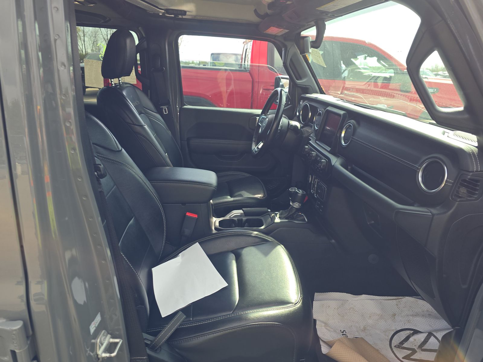 JEEP UNLIMITED SAHARA - 9