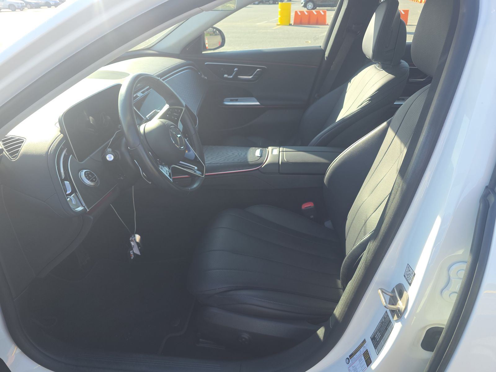 MERCEDES-BENZ E-CLASS - 8