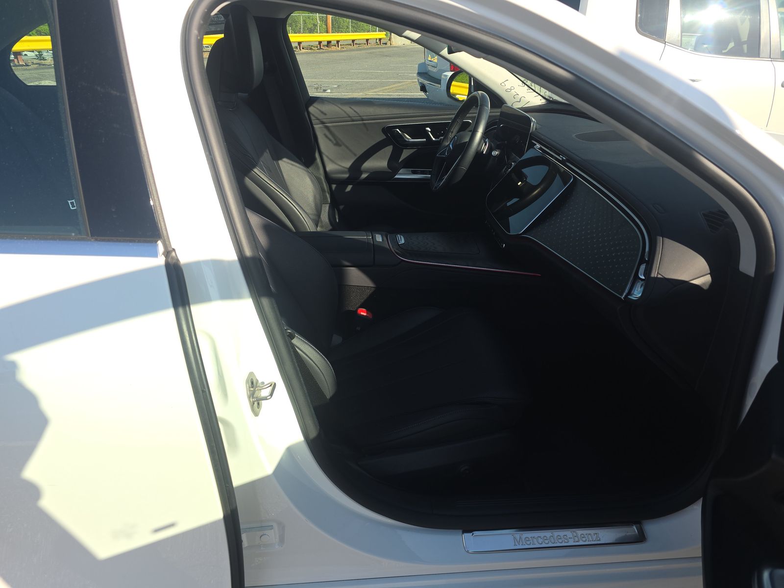 MERCEDES-BENZ E-CLASS - 9