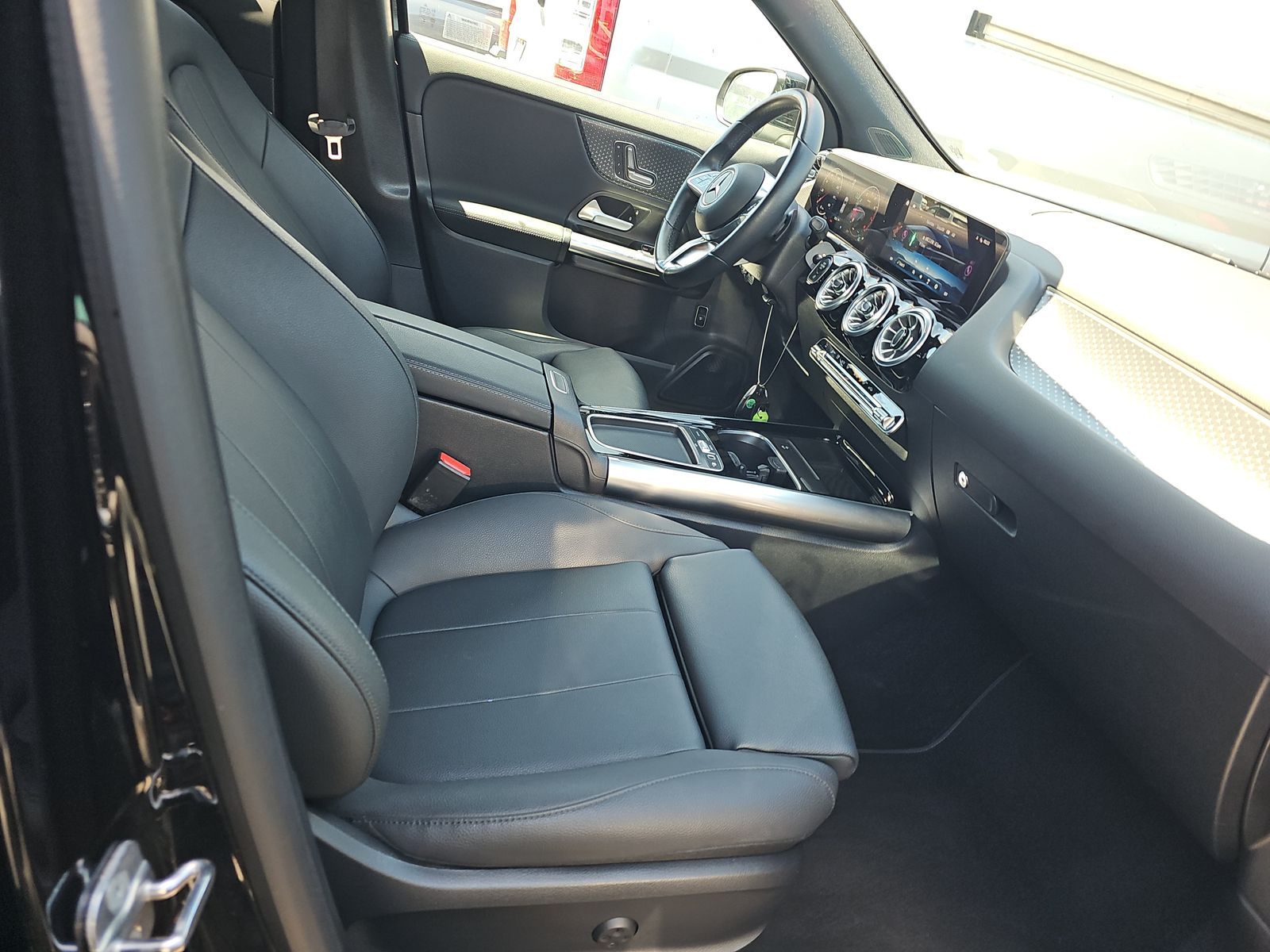 MERCEDES-BENZ GLA-CLASS - 9