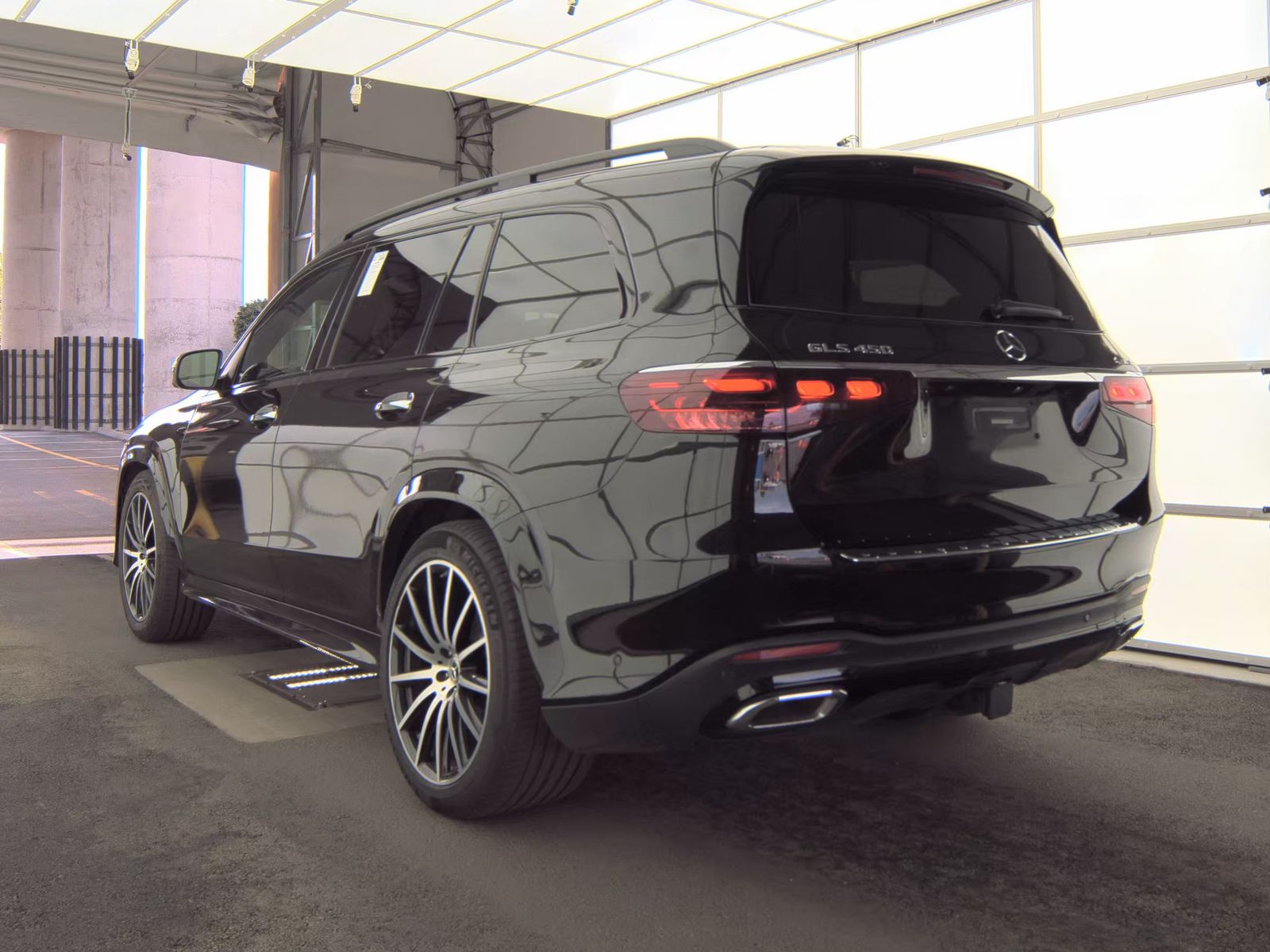 MERCEDES-BENZ GLS - 7