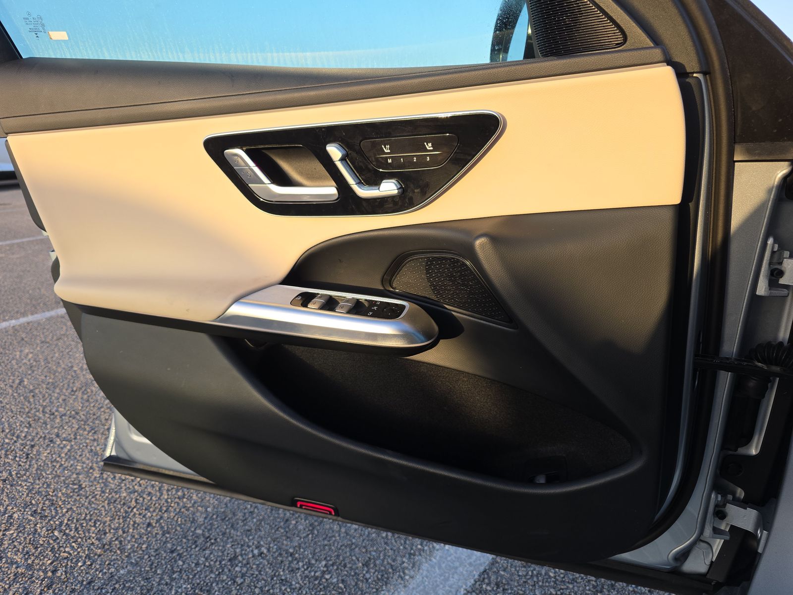 MERCEDES-BENZ E-CLASS - 10