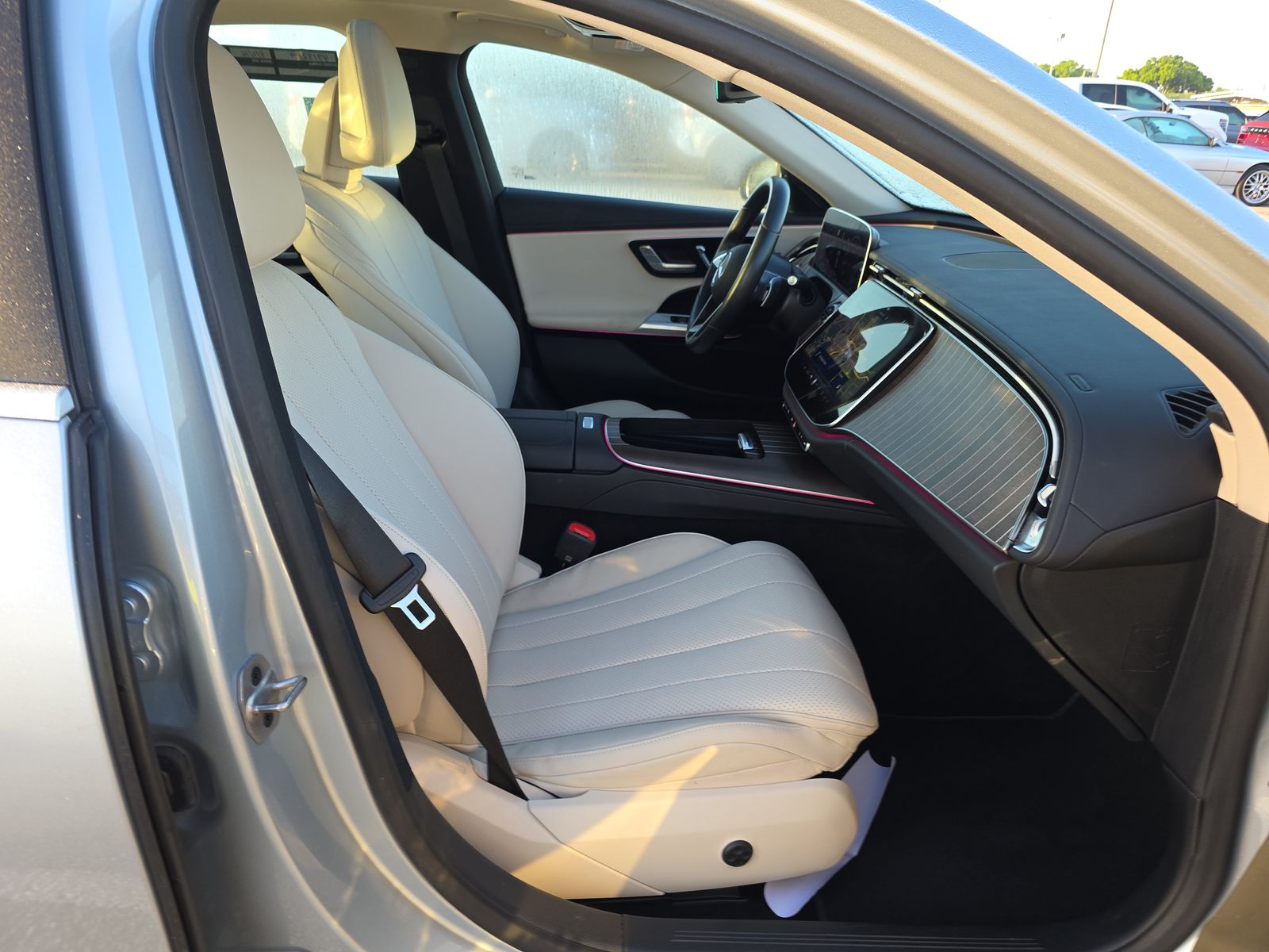 MERCEDES-BENZ E-CLASS - 9