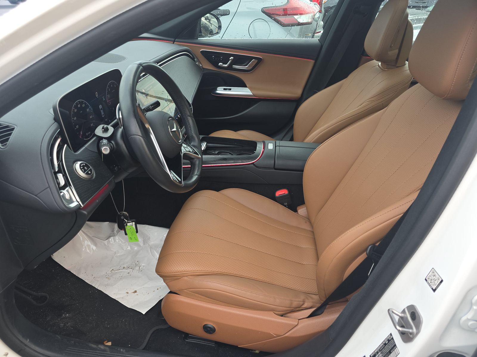 MERCEDES-BENZ E-CLASS - 8