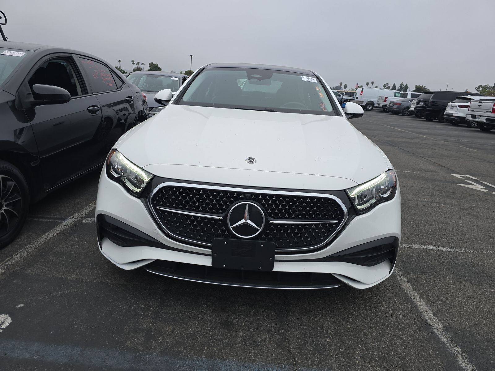 MERCEDES-BENZ E-CLASS - 3