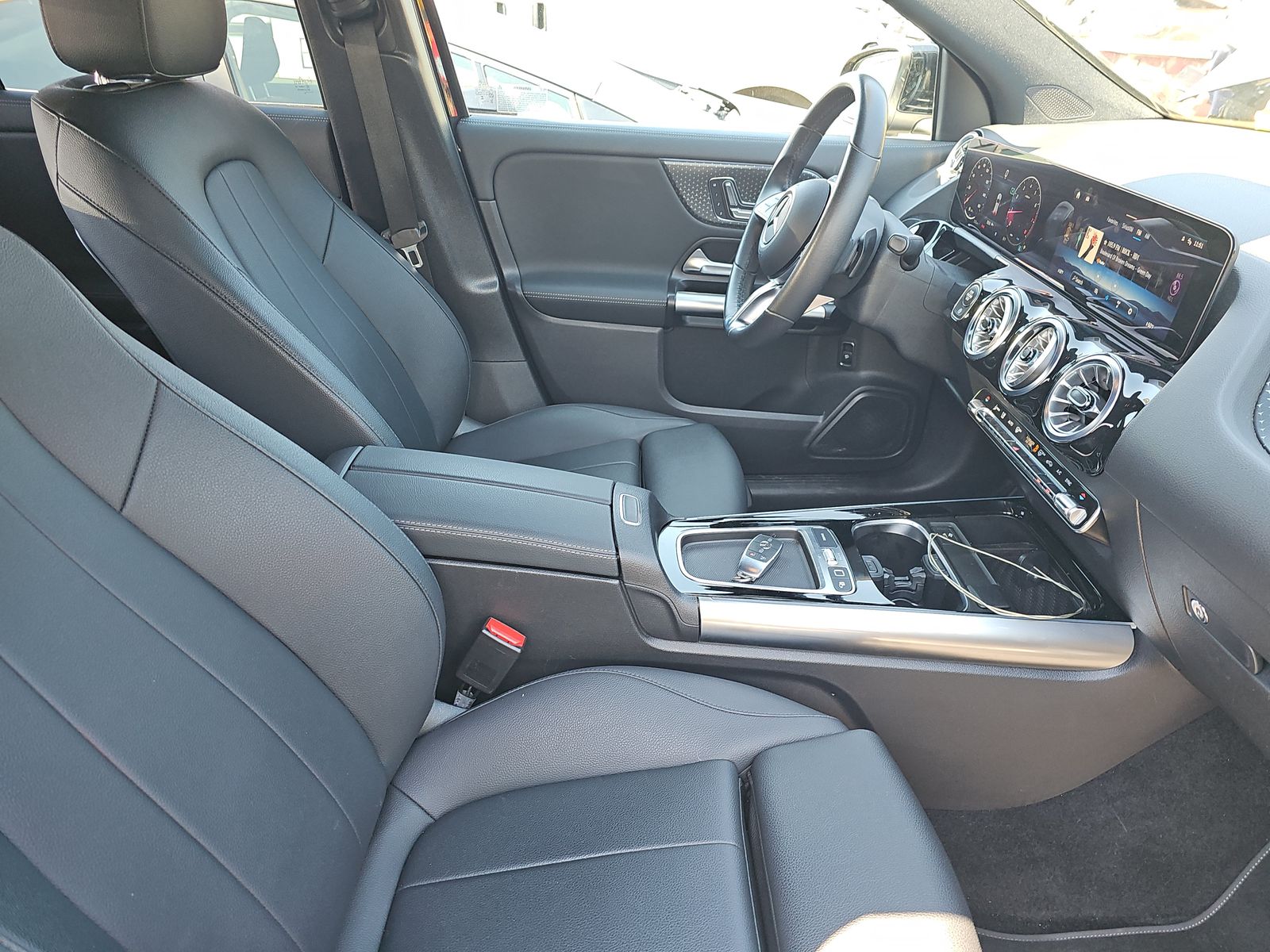 MERCEDES-BENZ GLA-CLASS - 9