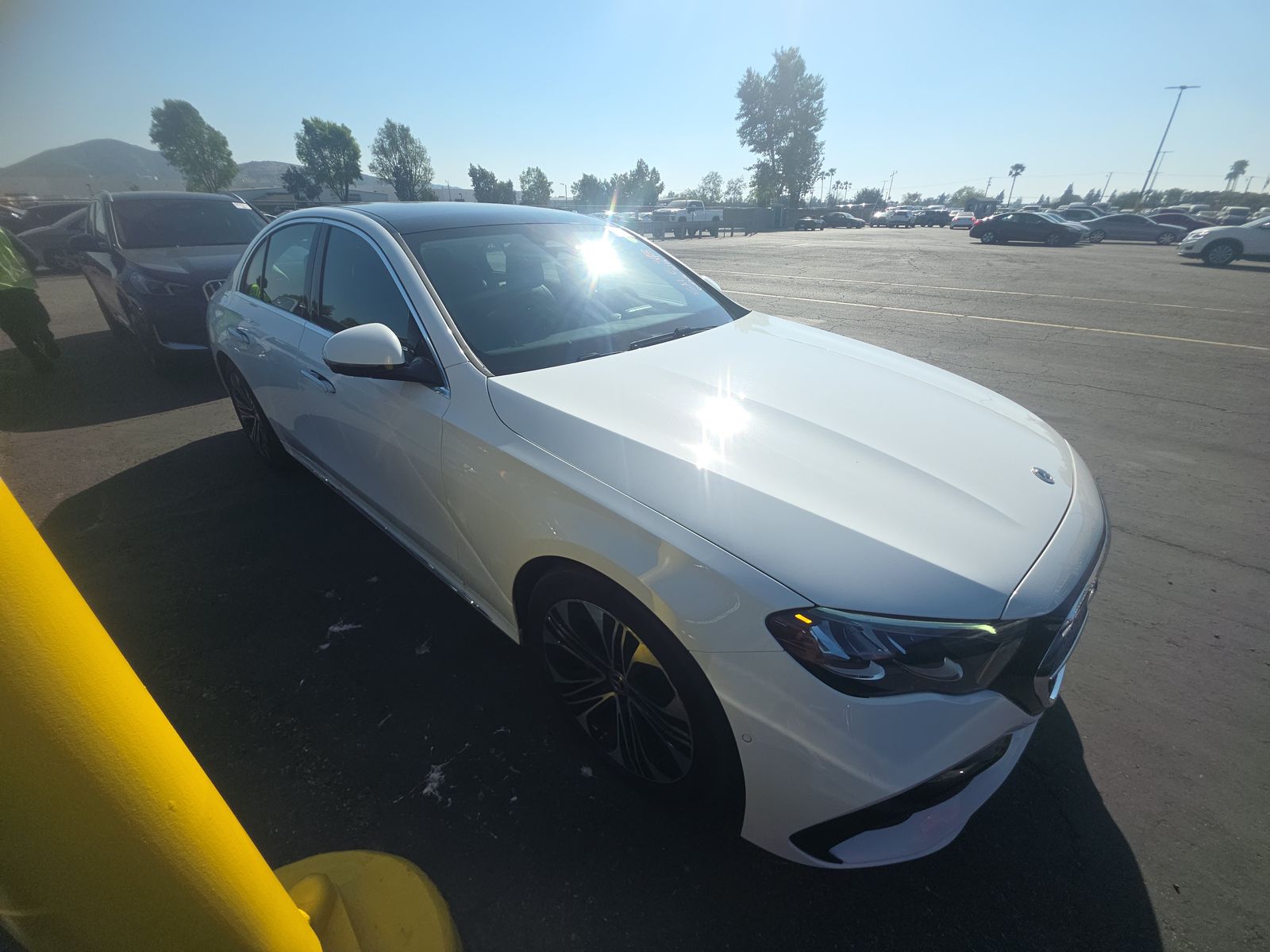 MERCEDES-BENZ E-CLASS - 4