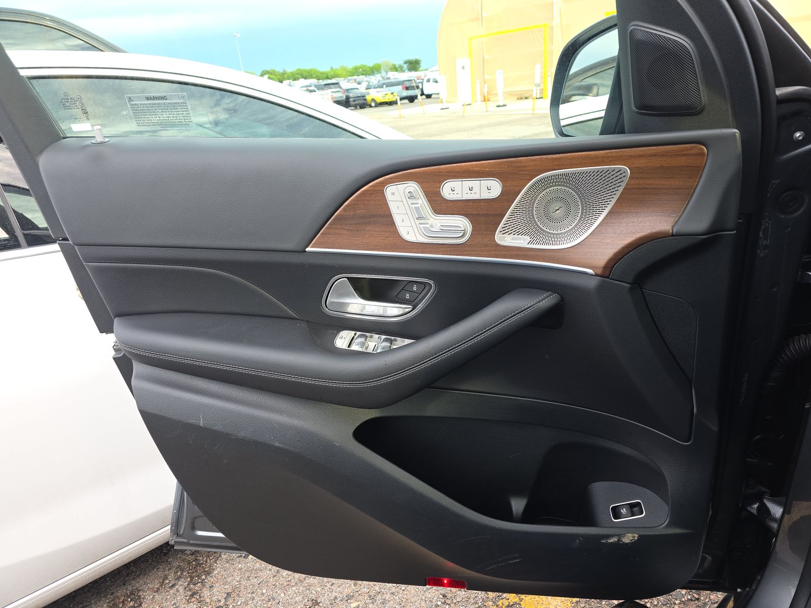 MERCEDES-BENZ GLS - 10