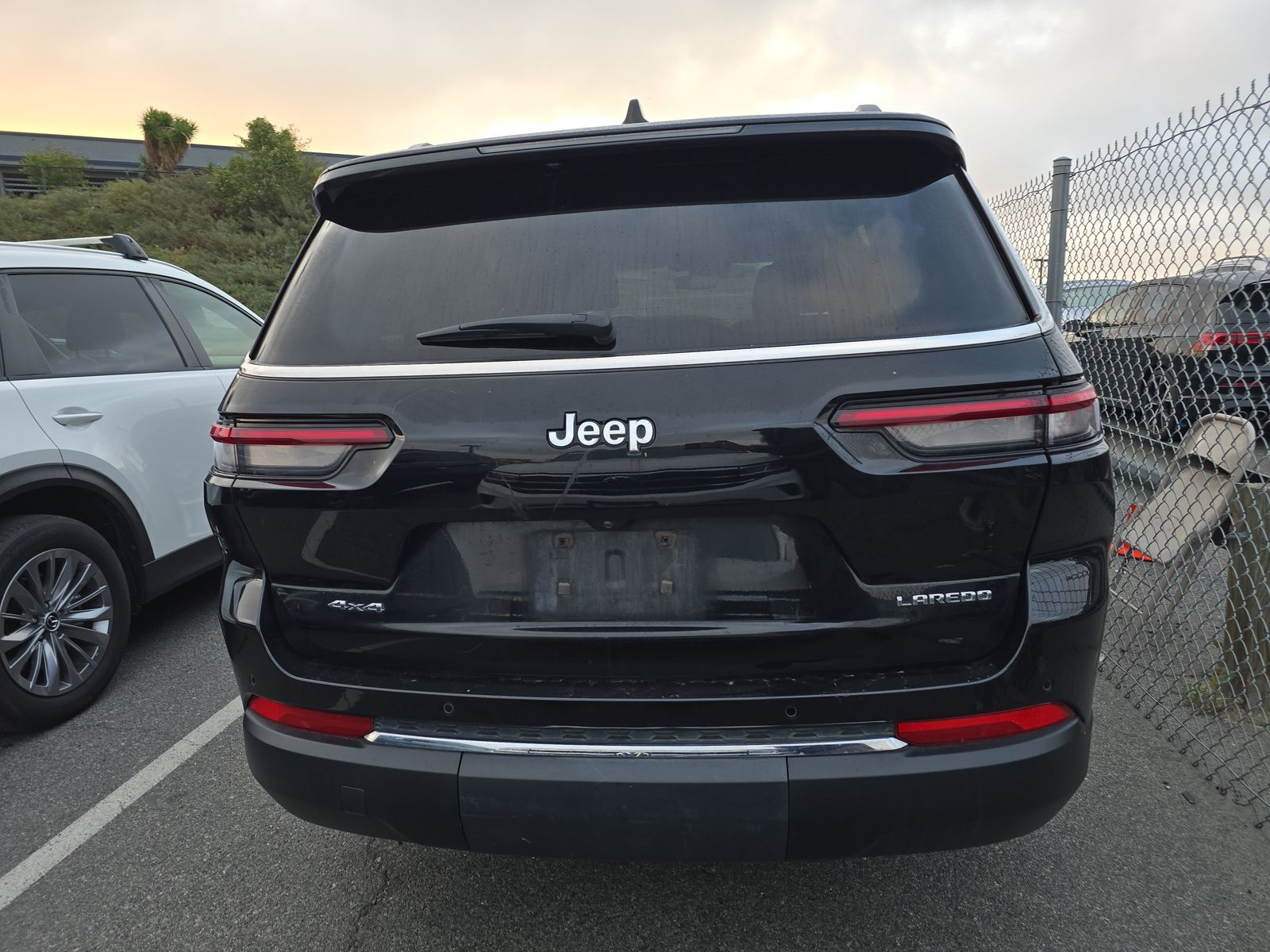 JEEP LAREDO - 6