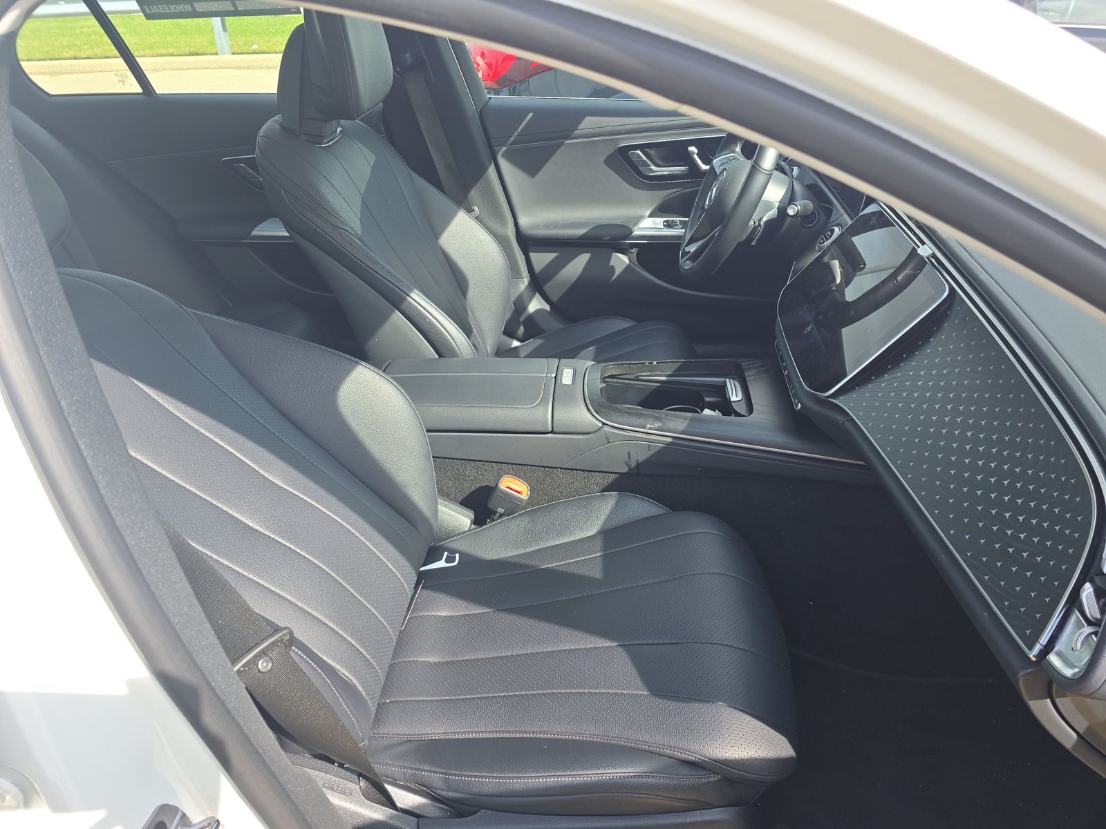 MERCEDES-BENZ E-CLASS - 9