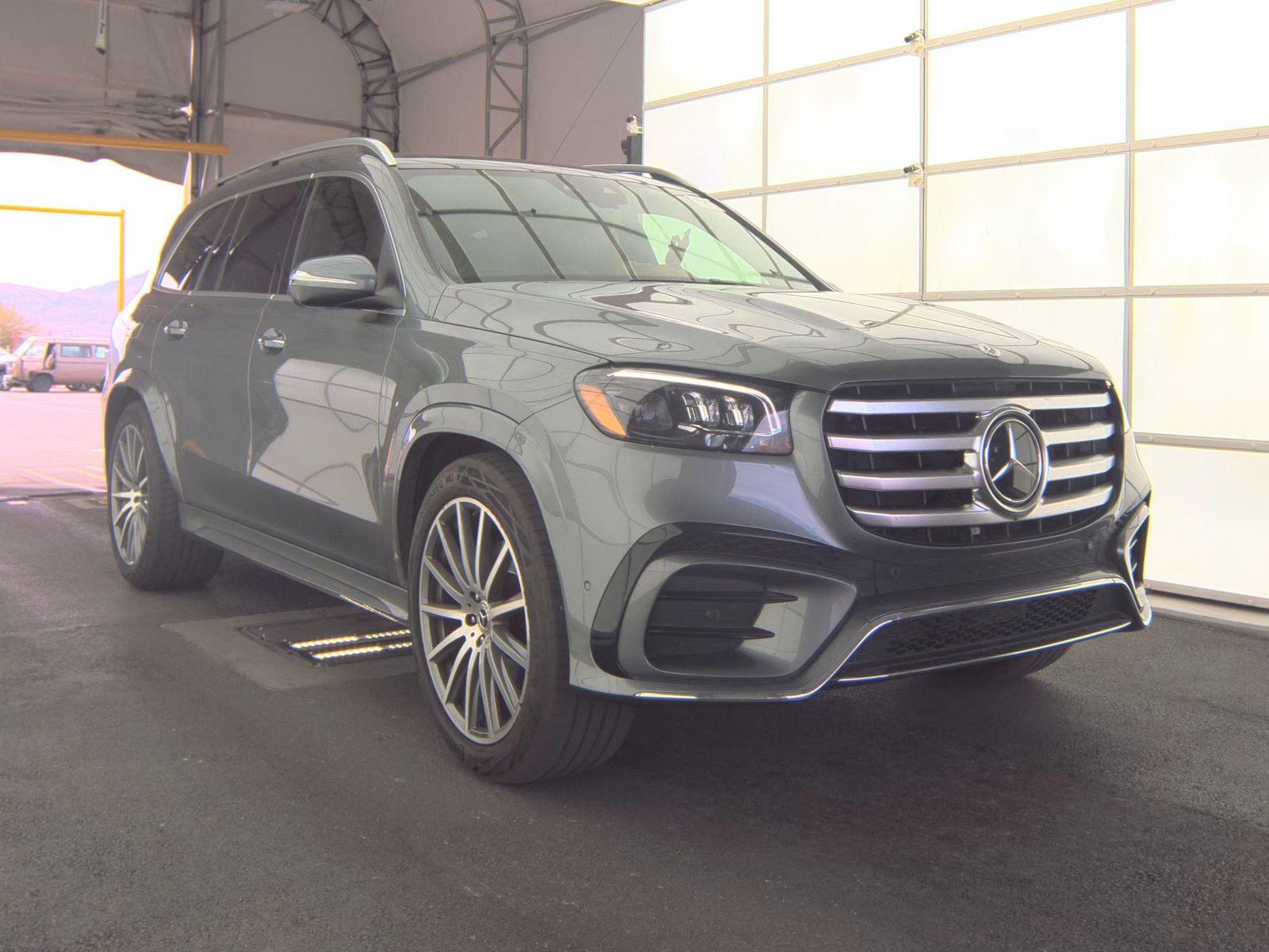 MERCEDES-BENZ GLS - 4