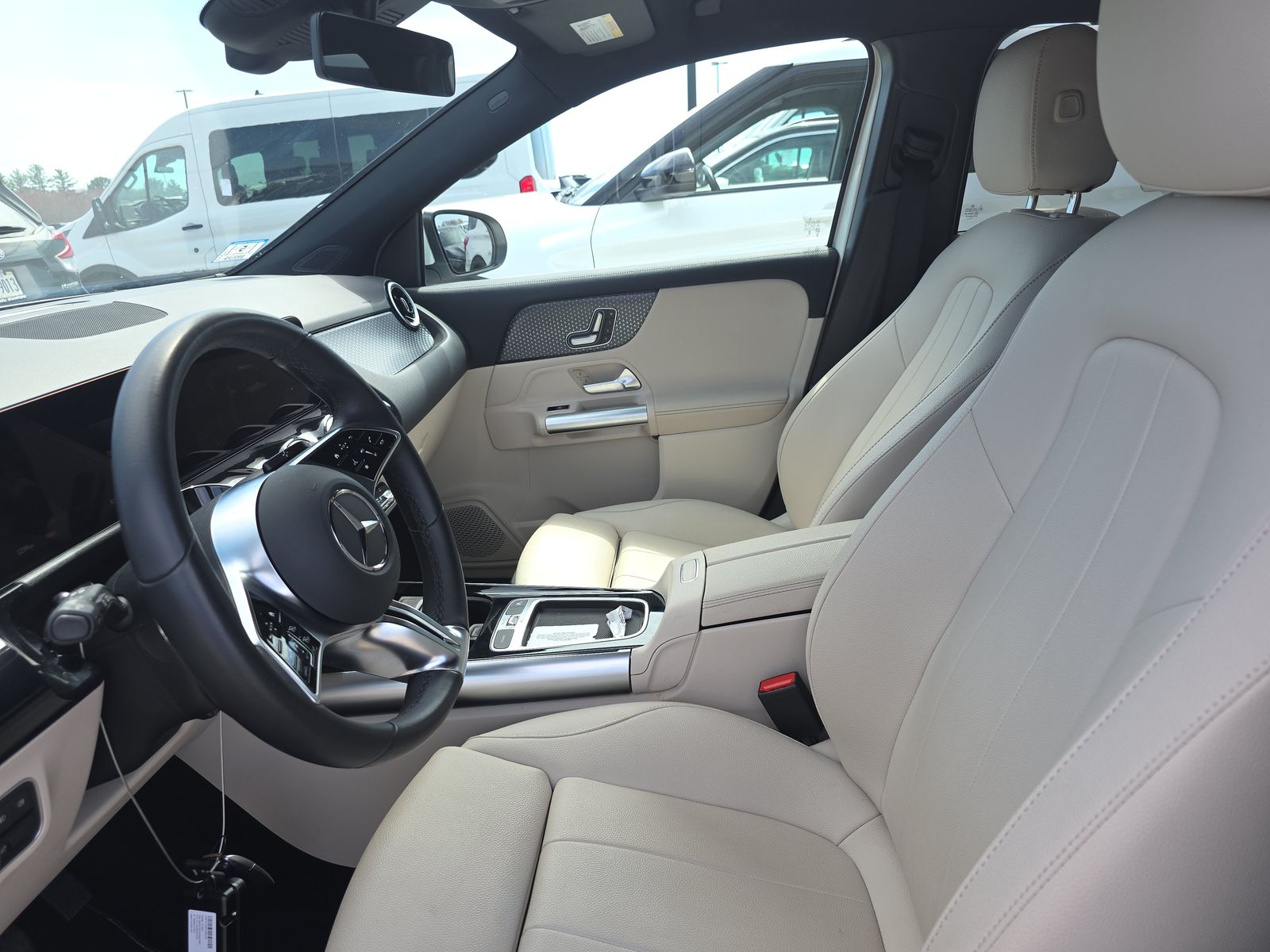 MERCEDES-BENZ GLA-CLASS - 8