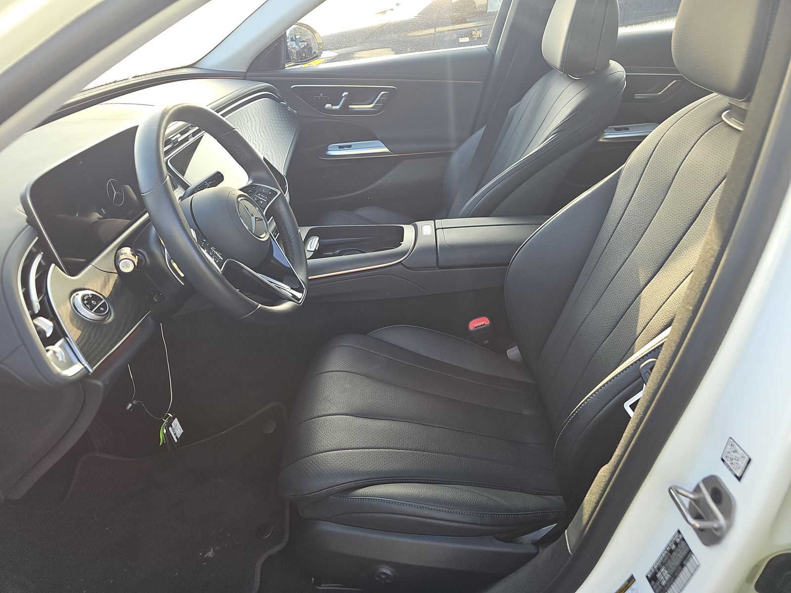 MERCEDES-BENZ E-CLASS - 8